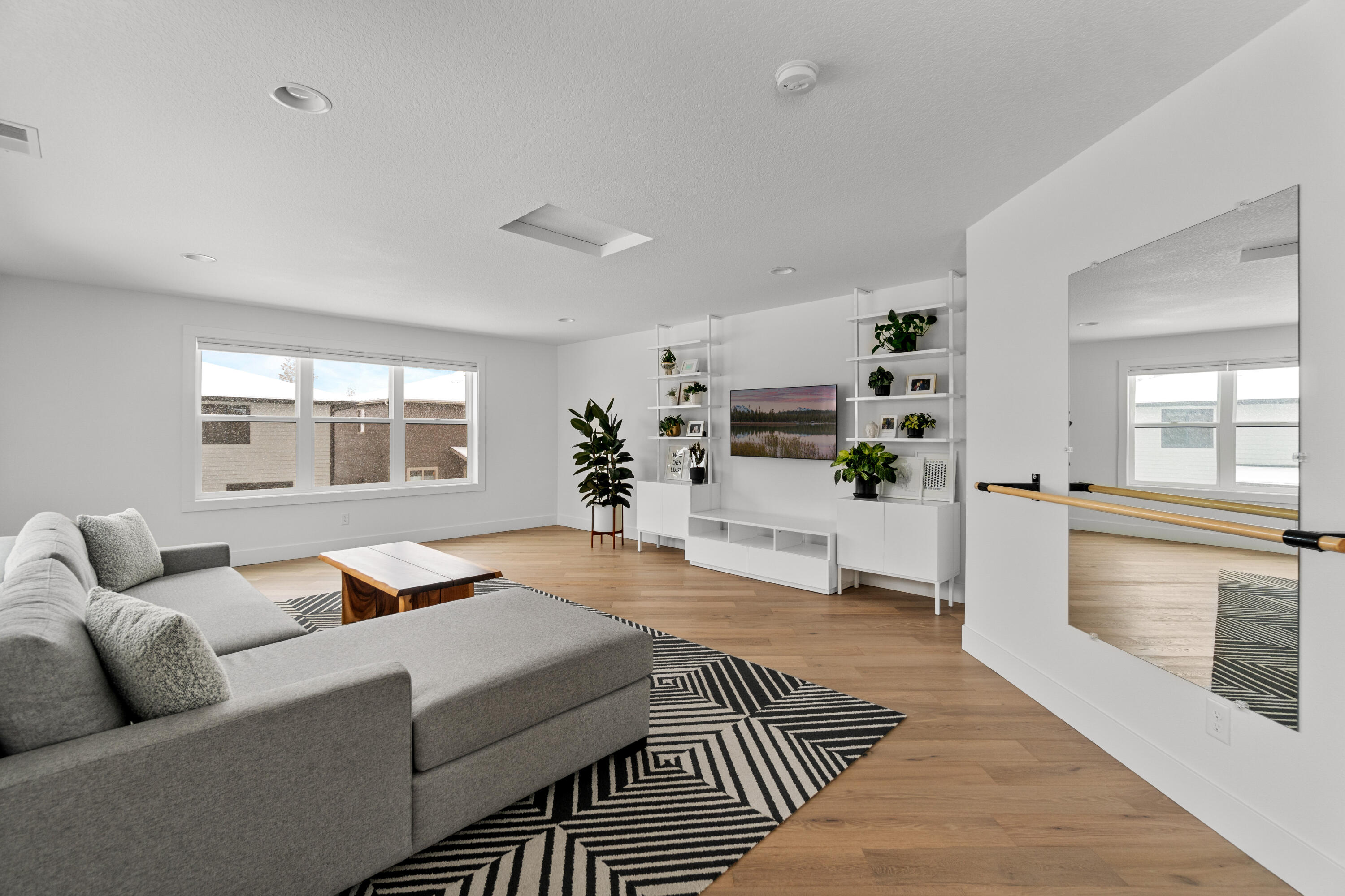 2511 NW Marken Street