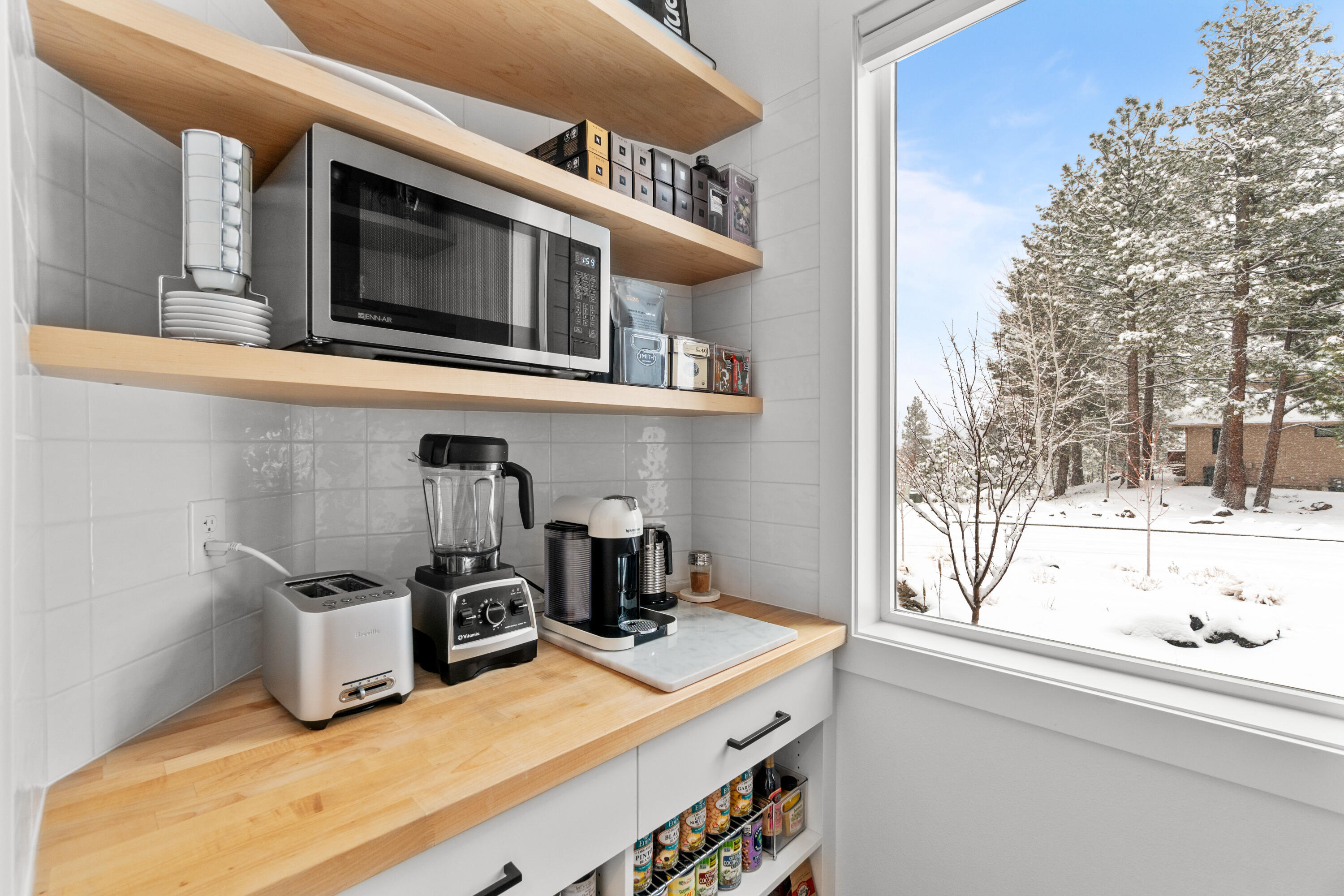 2511 NW Marken Street