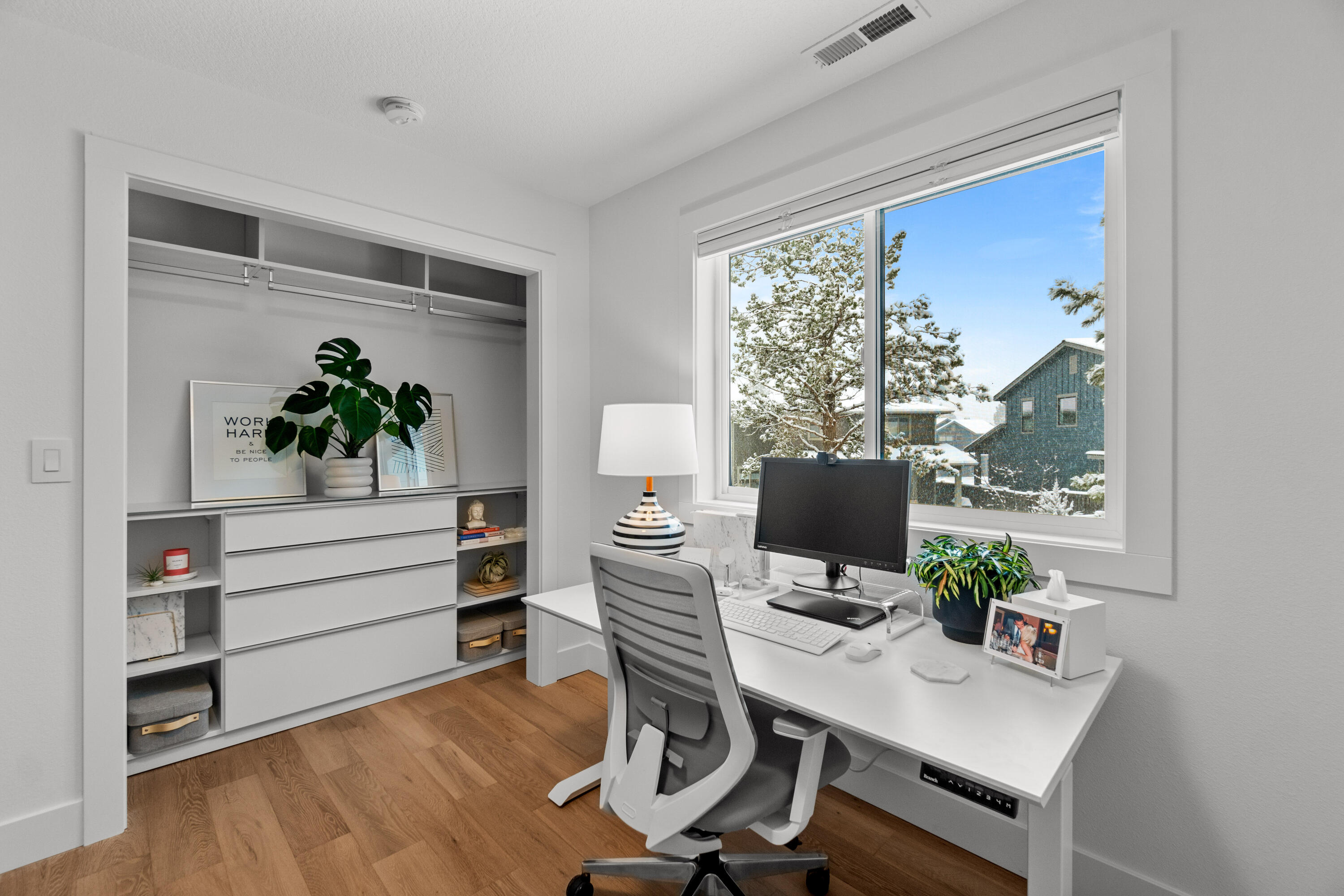 2511 NW Marken Street