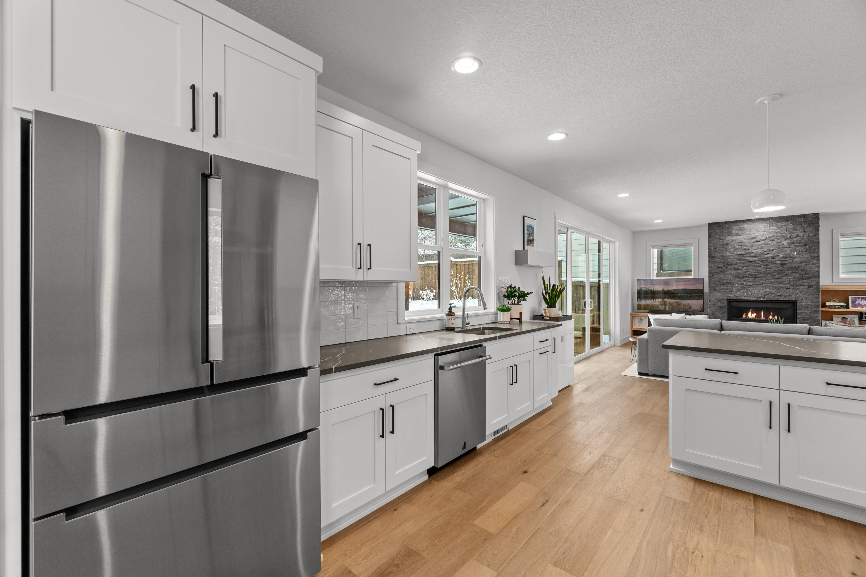 2511 NW Marken Street