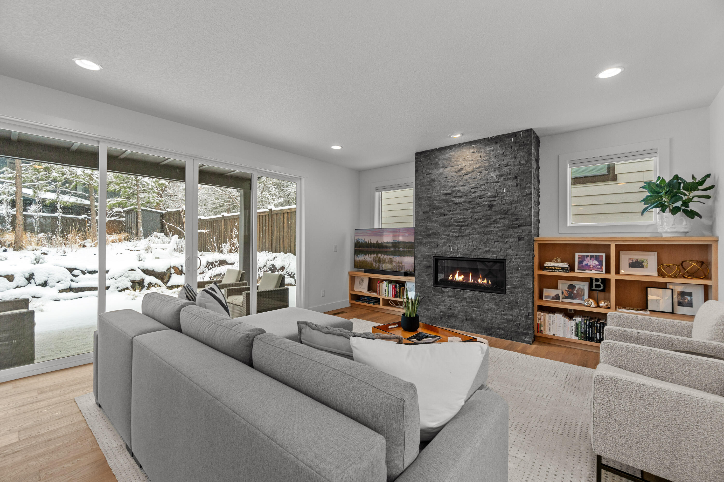 2511 NW Marken Street