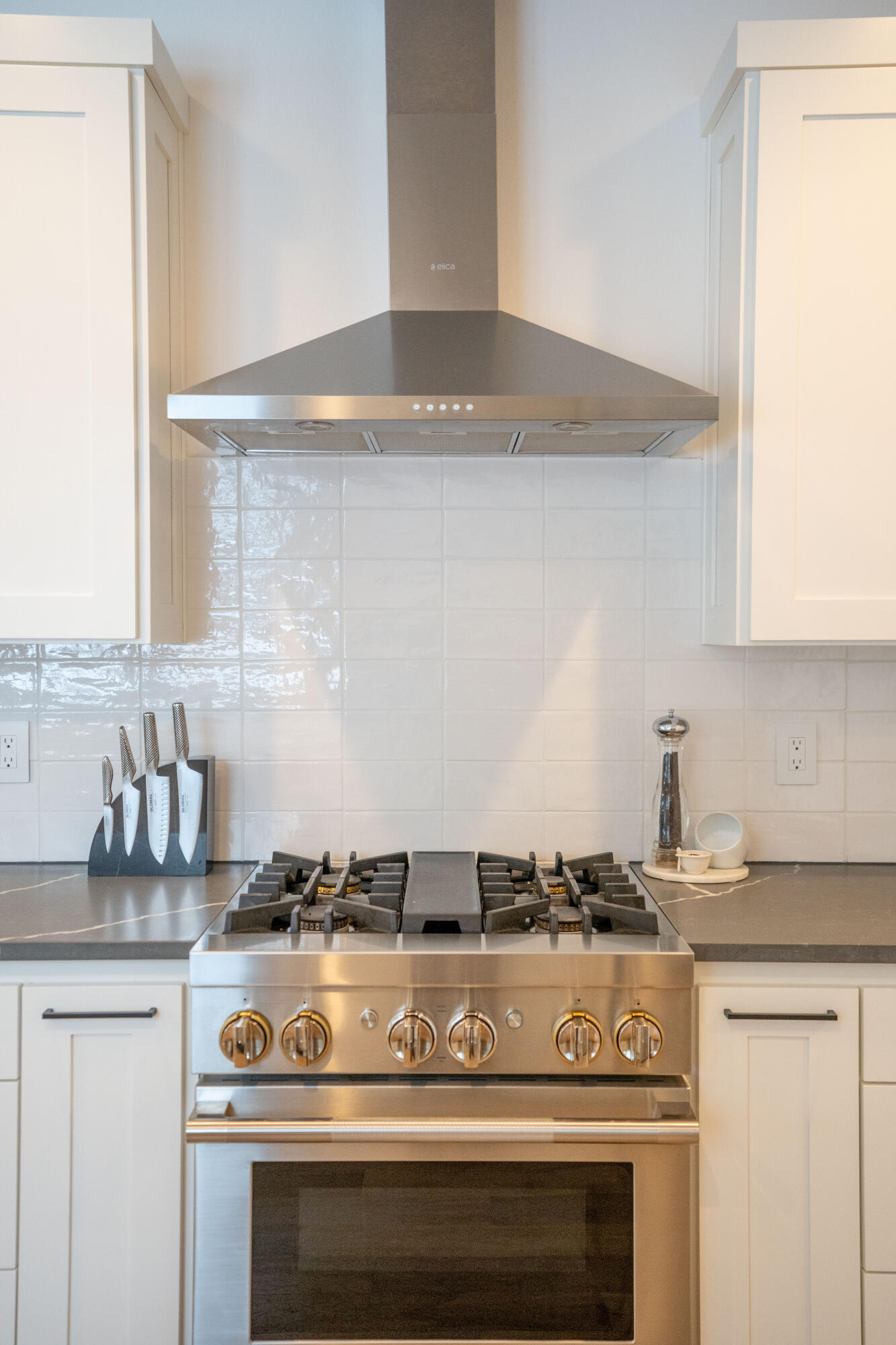 2511 NW Marken Street