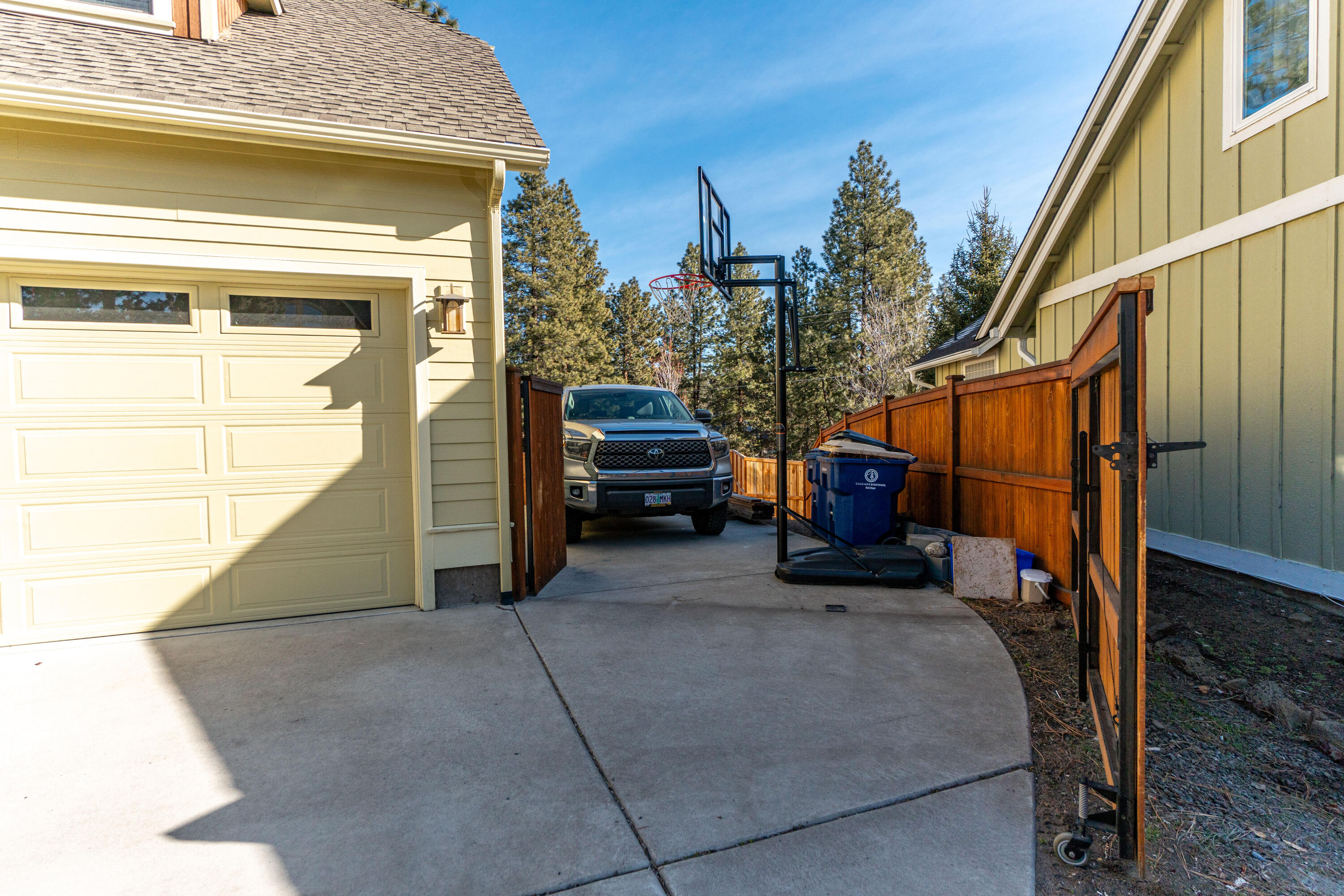 61221 Ridgewater Loop