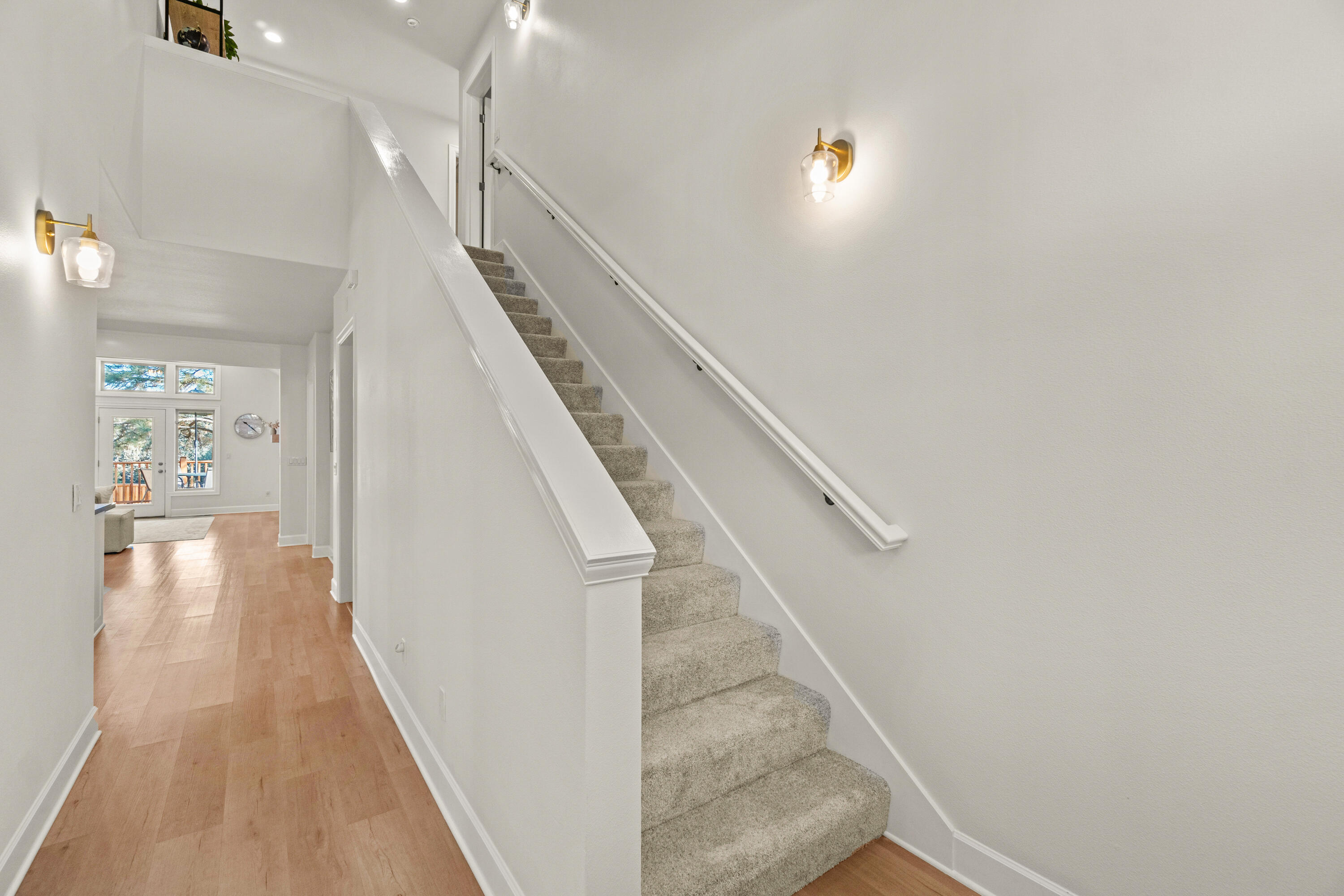 61221 Ridgewater Loop