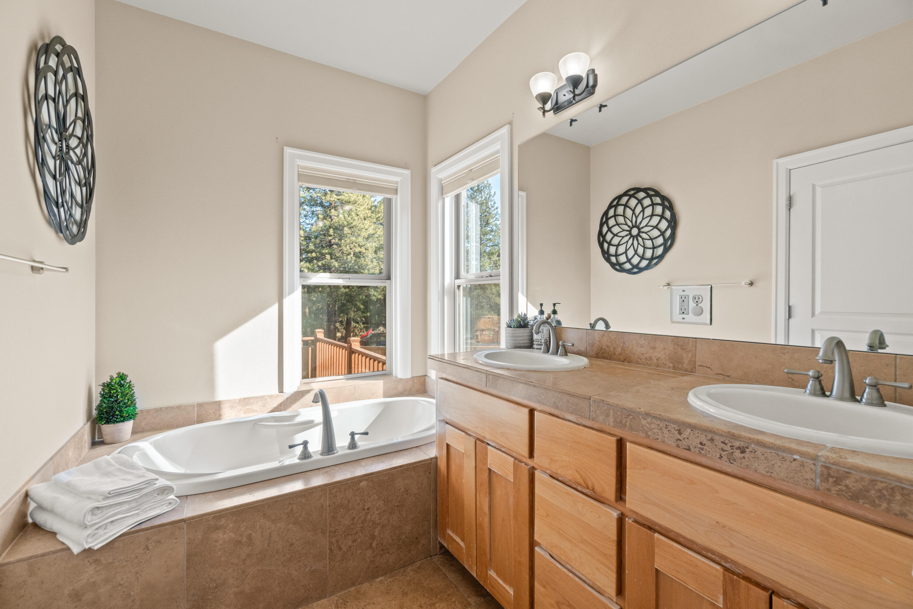 61221 Ridgewater Loop