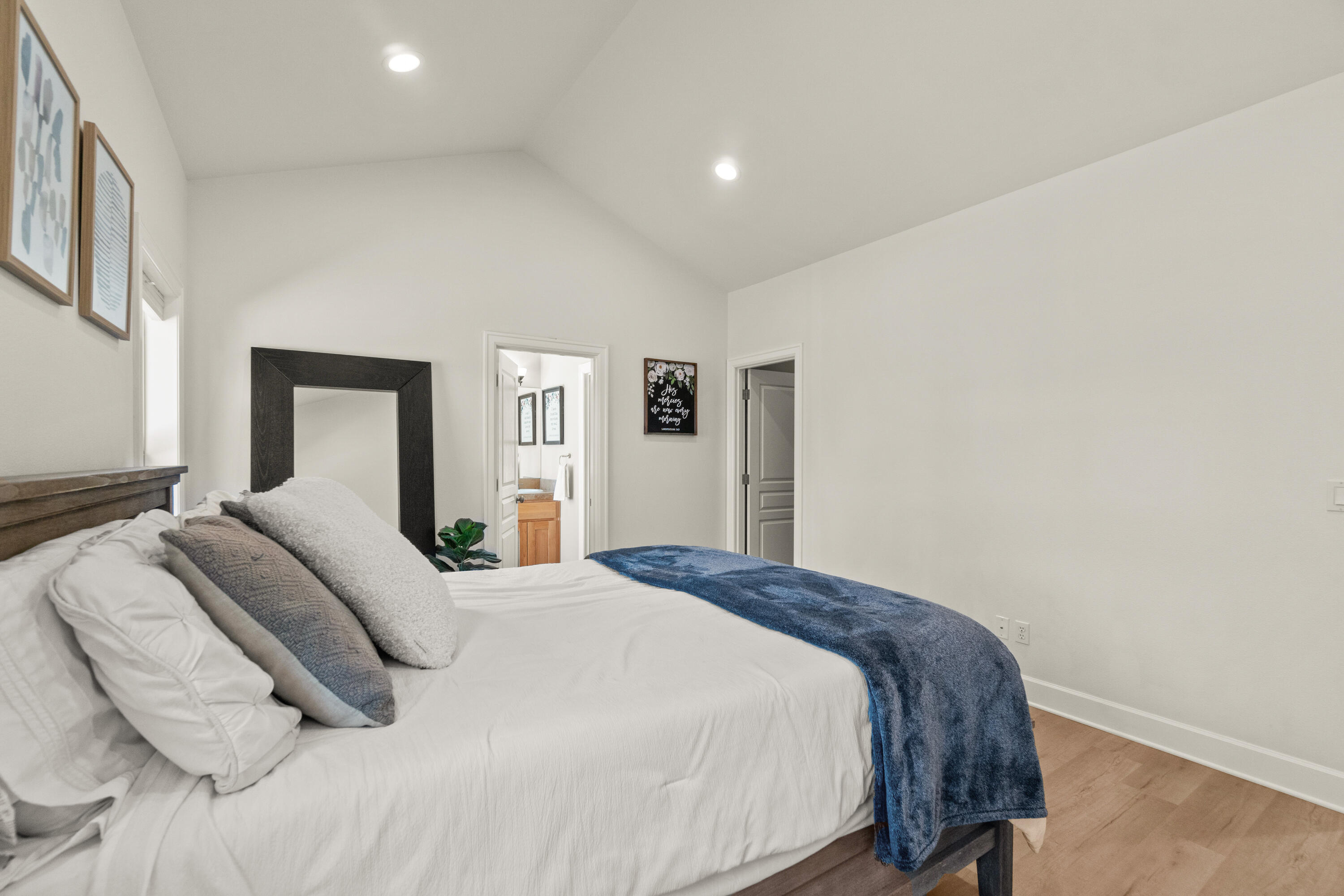 61221 Ridgewater Loop