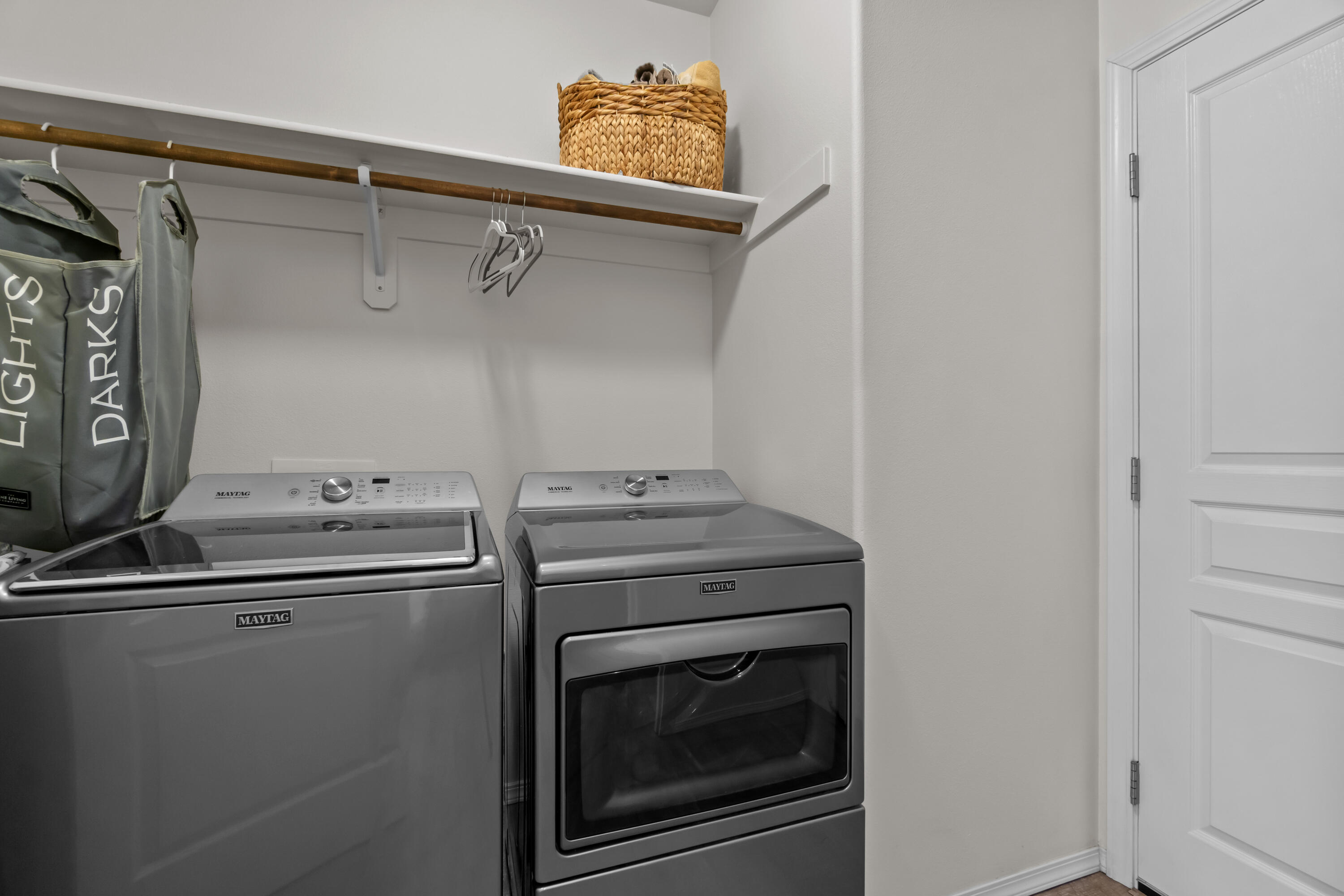 21387 NE Eagle Crossing Avenue