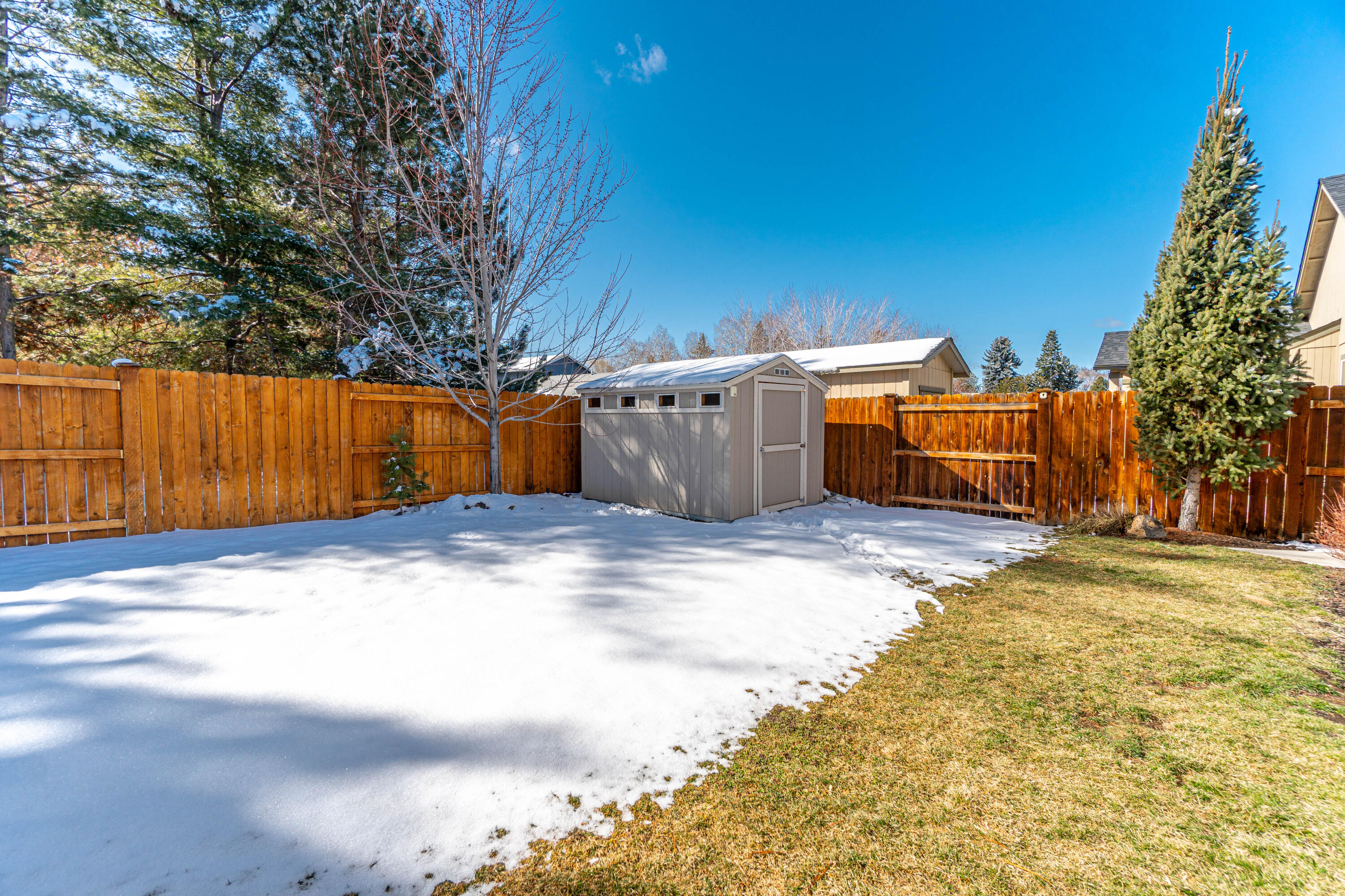 21387 NE Eagle Crossing Avenue