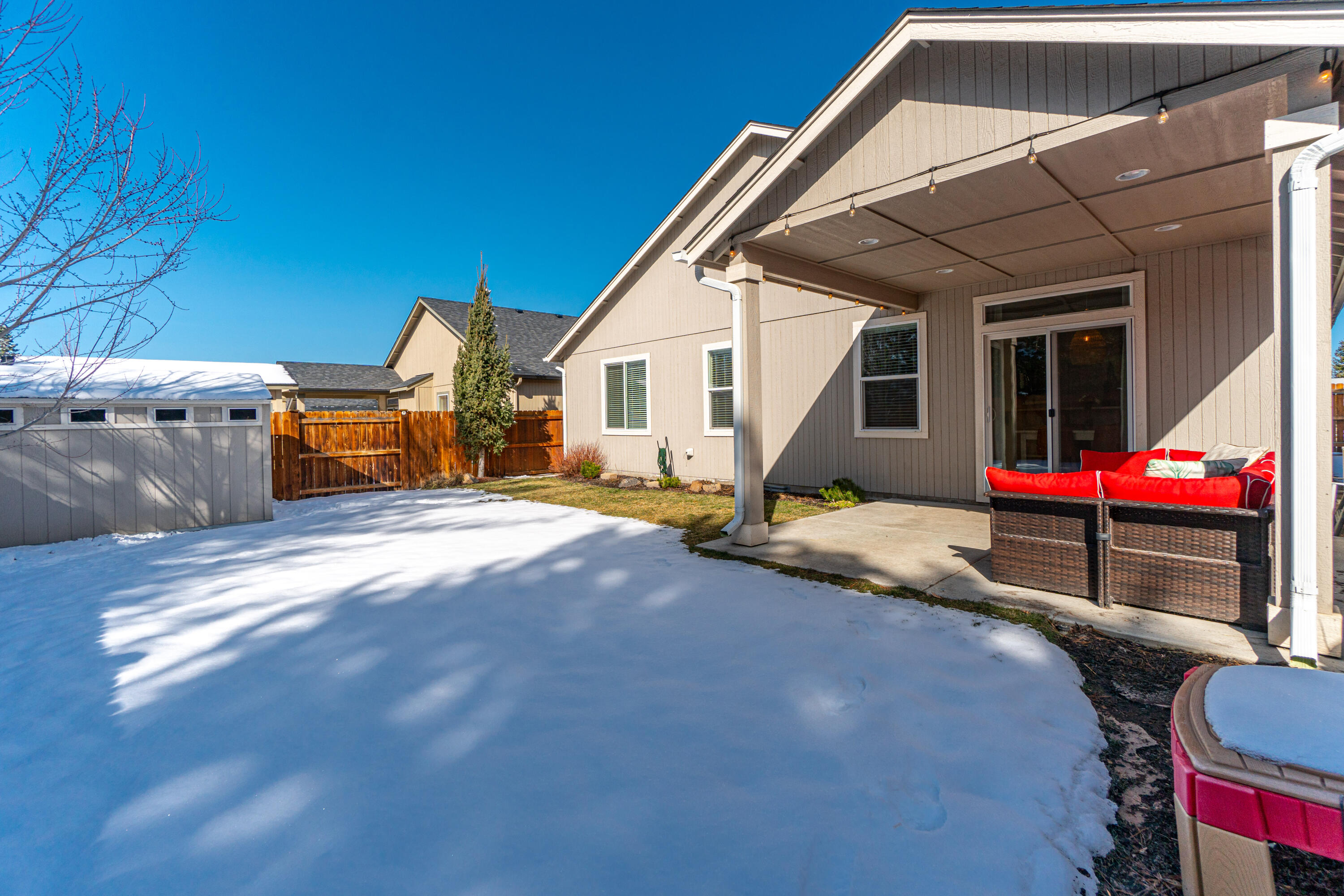 21387 NE Eagle Crossing Avenue