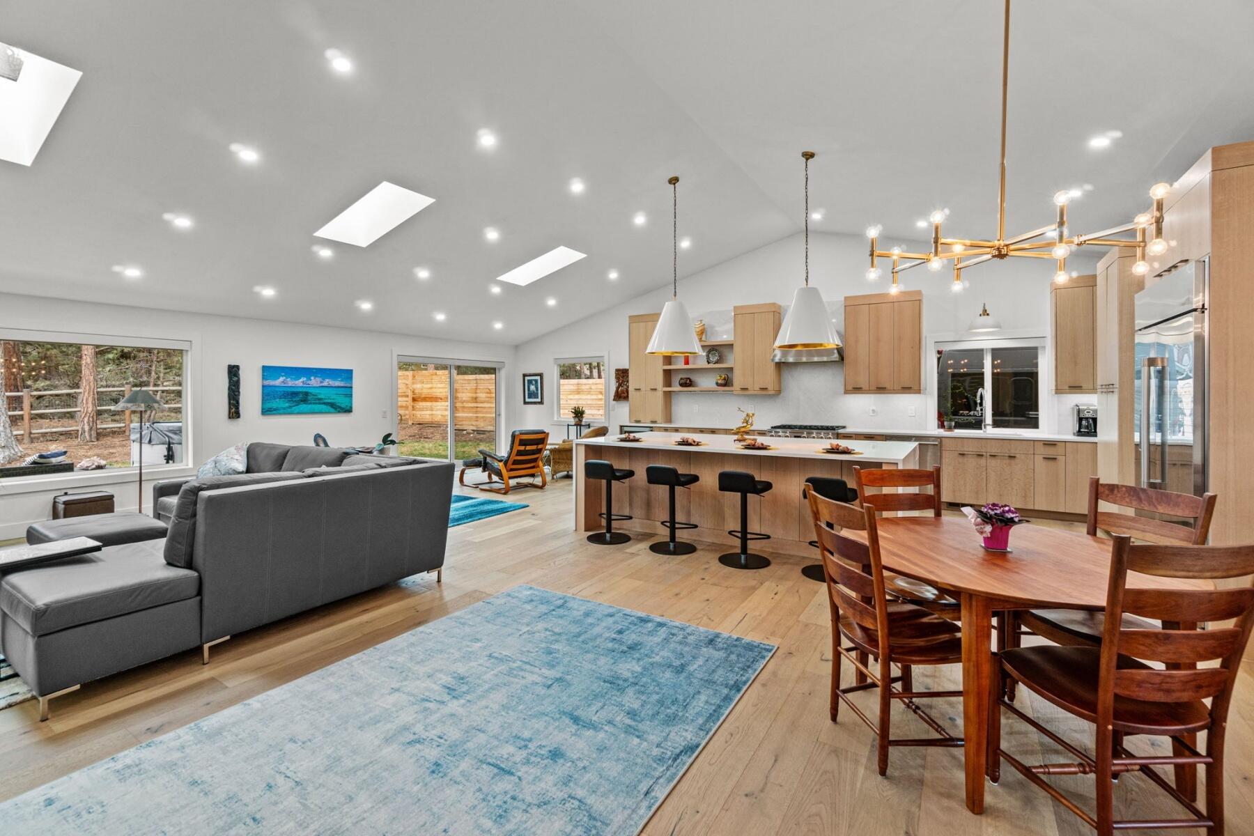 2639 NW Nordic Avenue