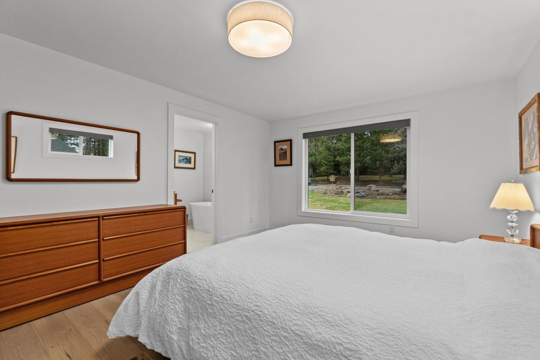 2639 NW Nordic Avenue