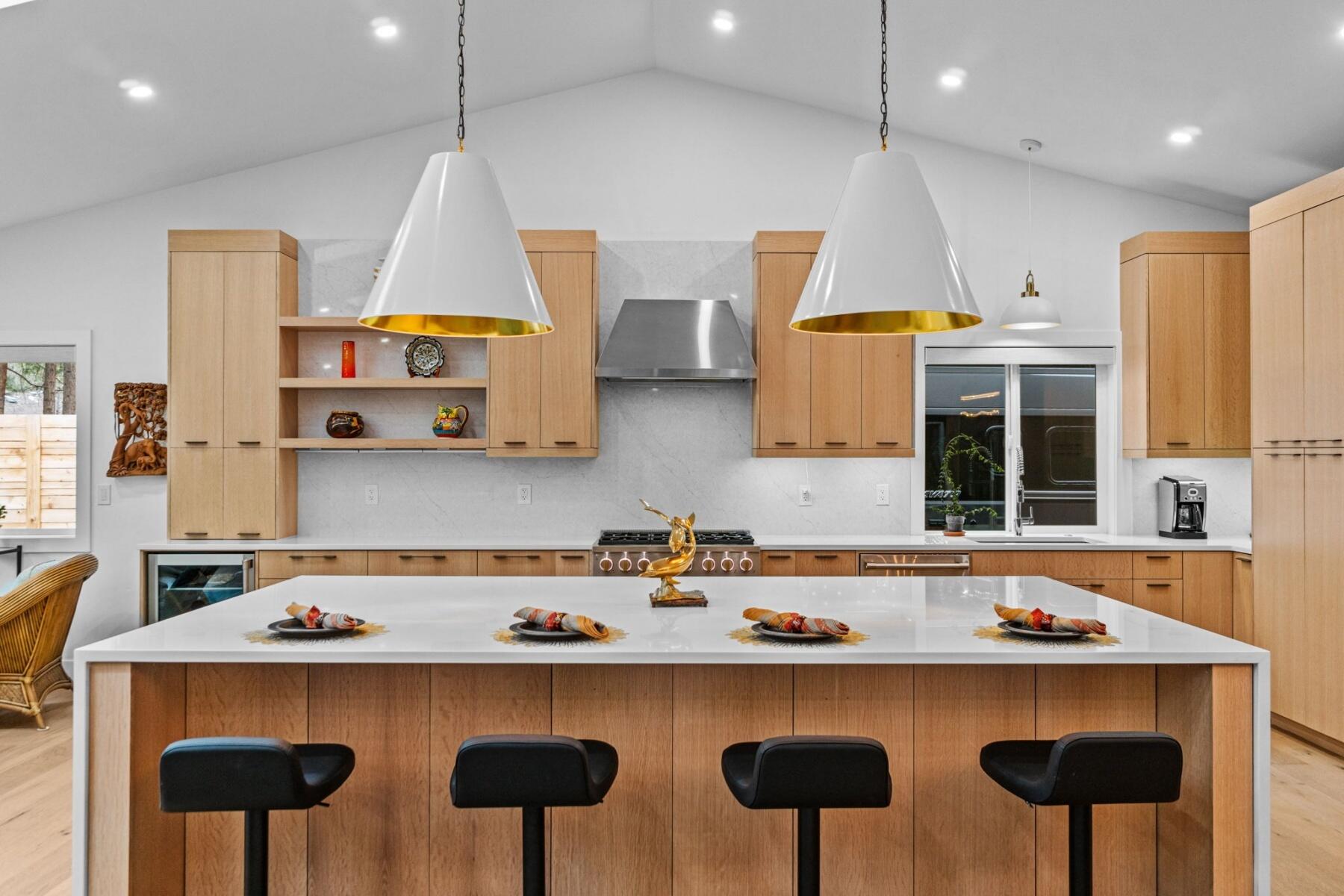 2639 NW Nordic Avenue