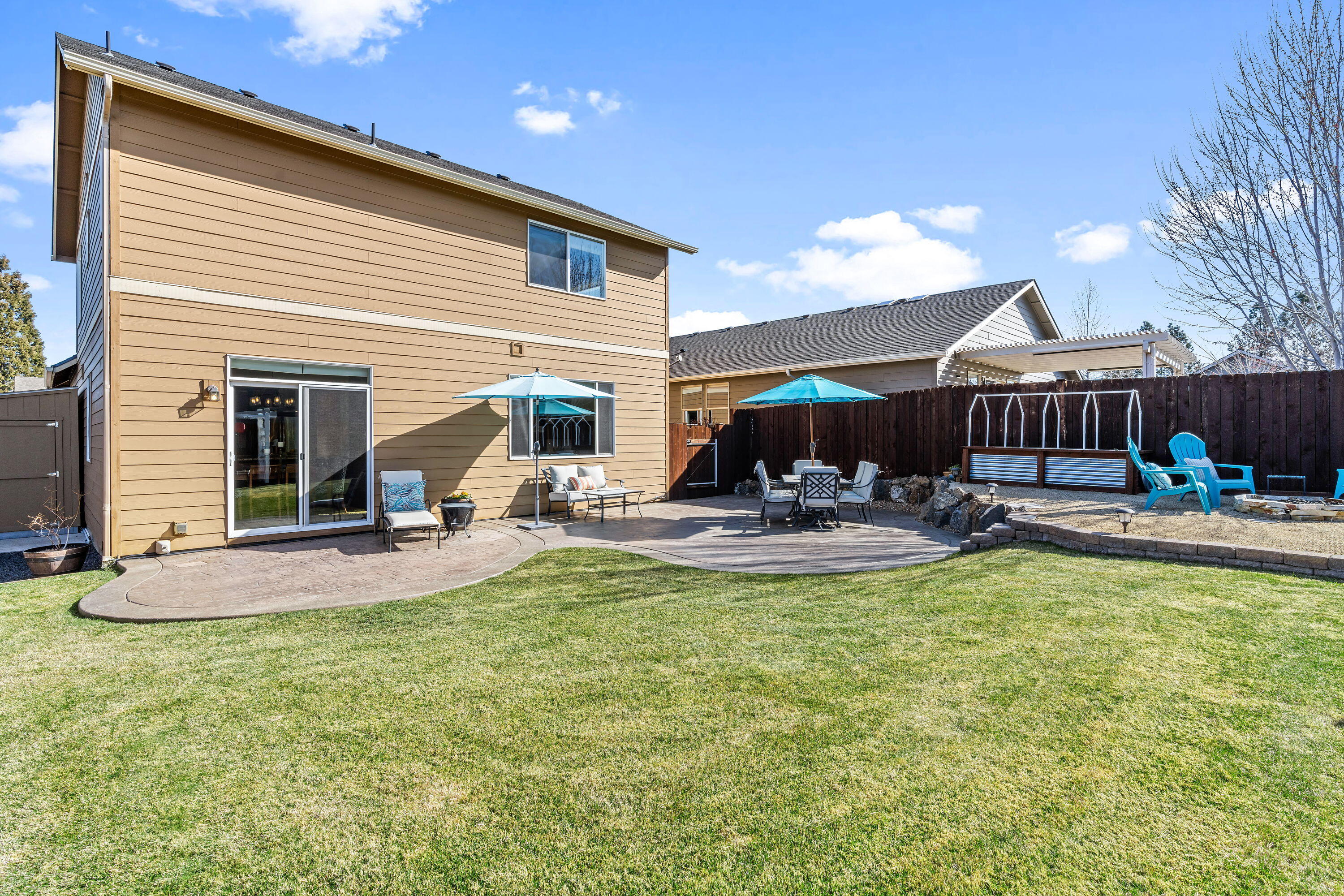 2981 NE Dogwood Drive