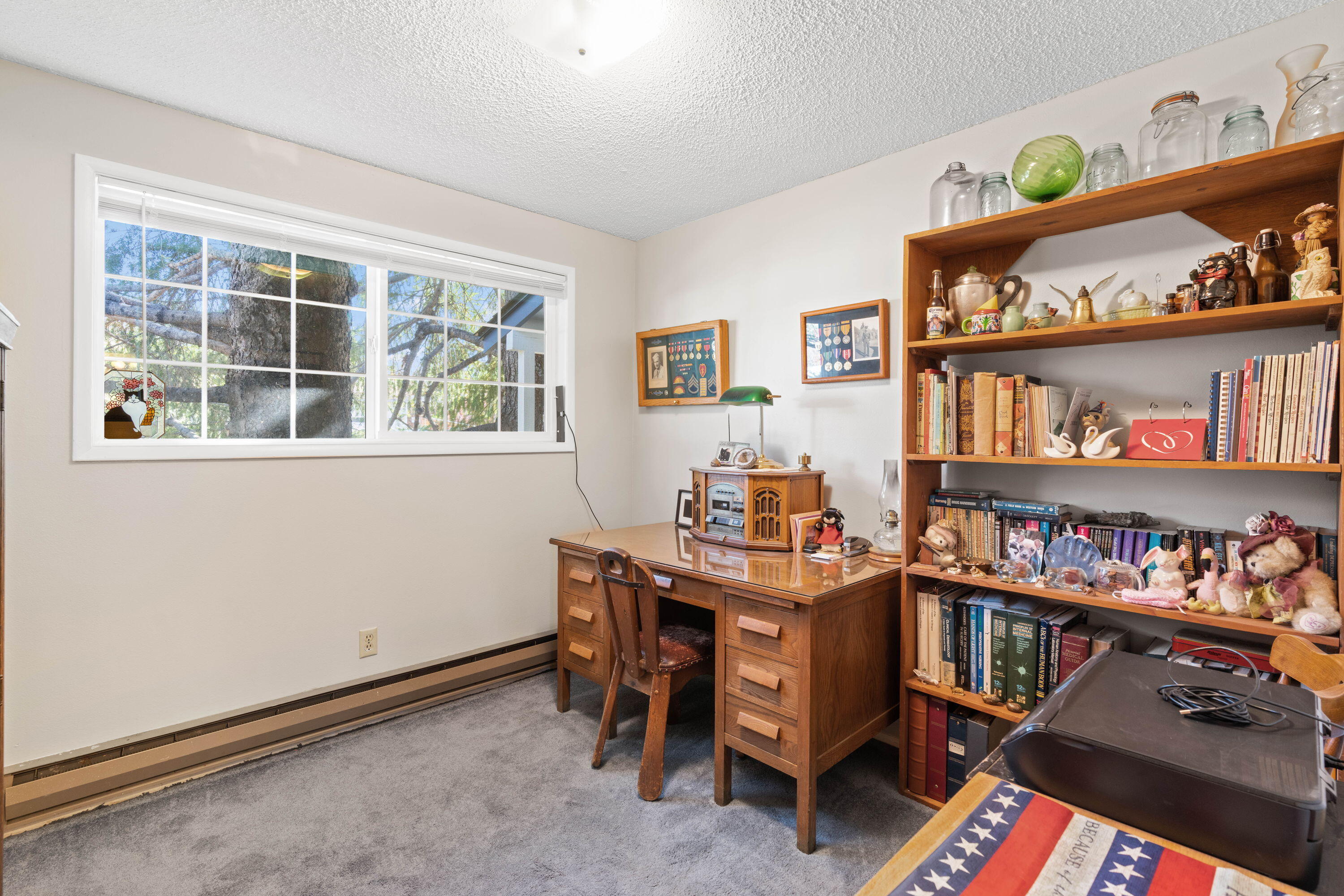 1220 NE Hollinshead Drive