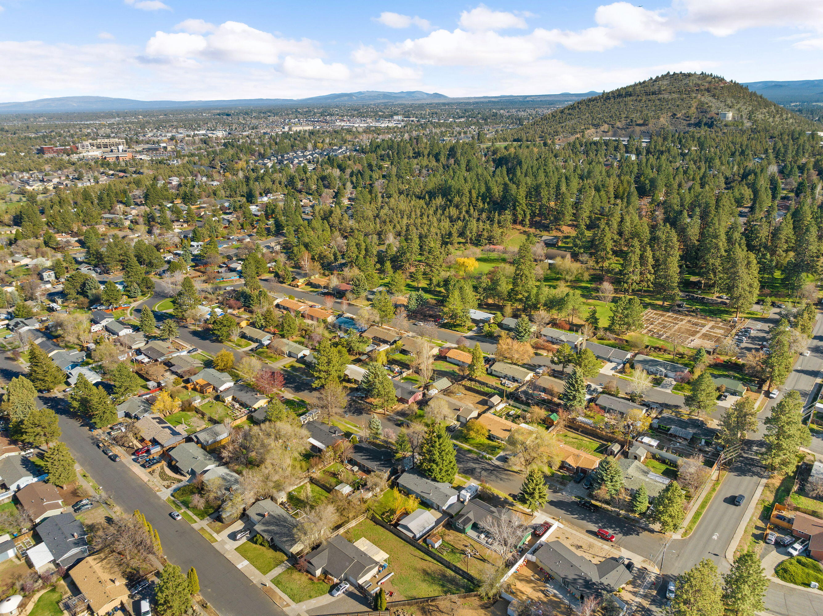 1220 NE Hollinshead Drive