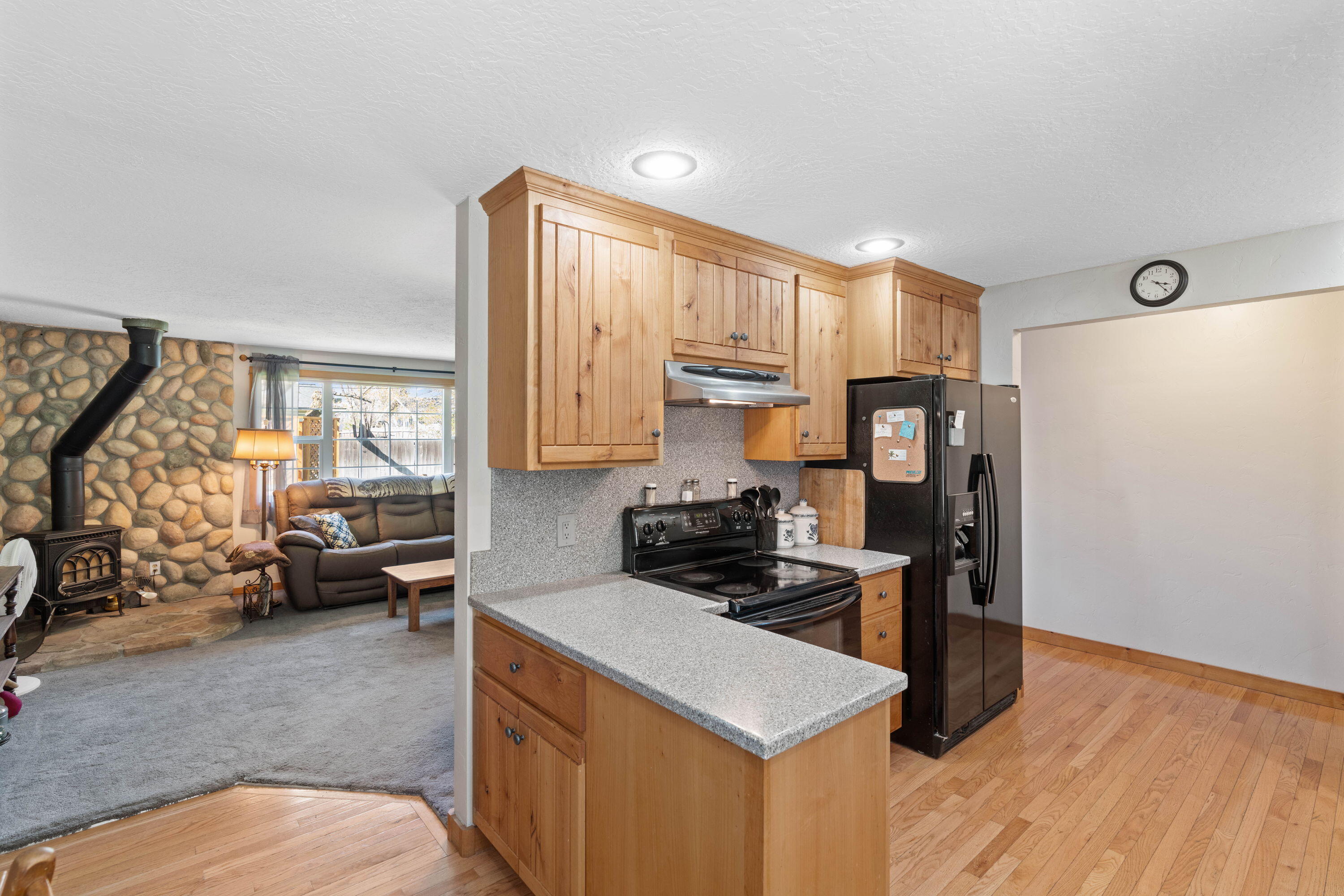 1220 NE Hollinshead Drive