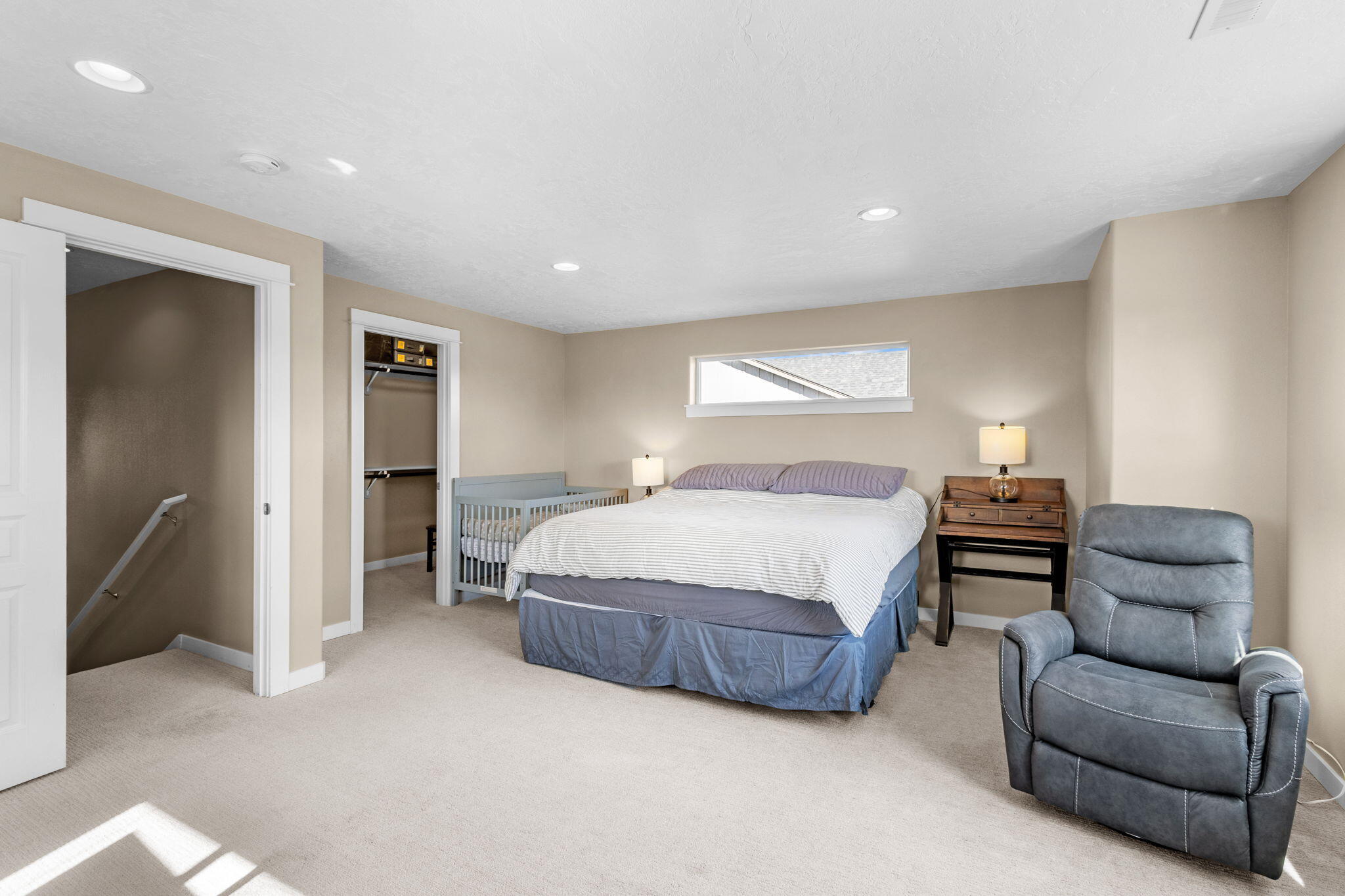 4577 SW Volcano Avenue