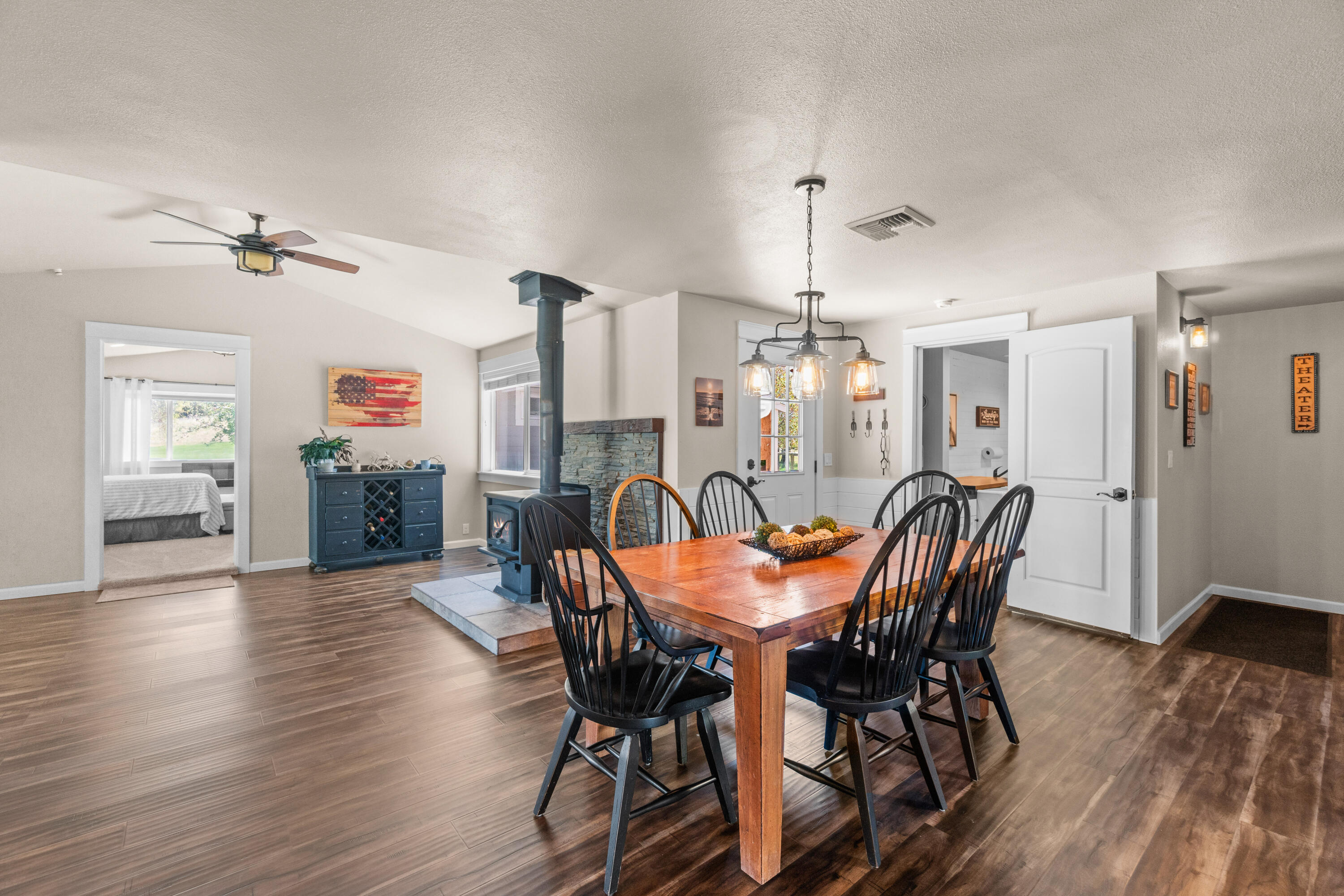 61980 Bronco Lane