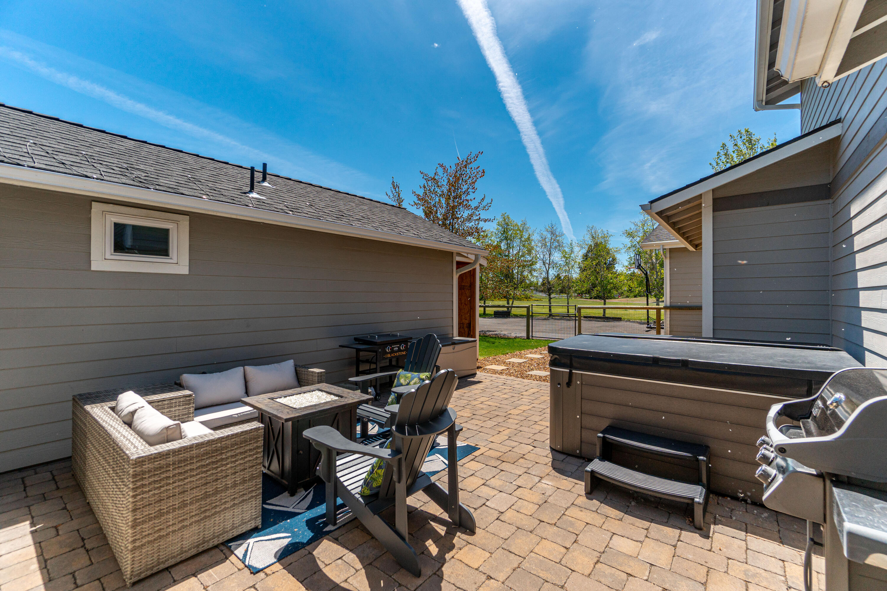 61980 Bronco Lane