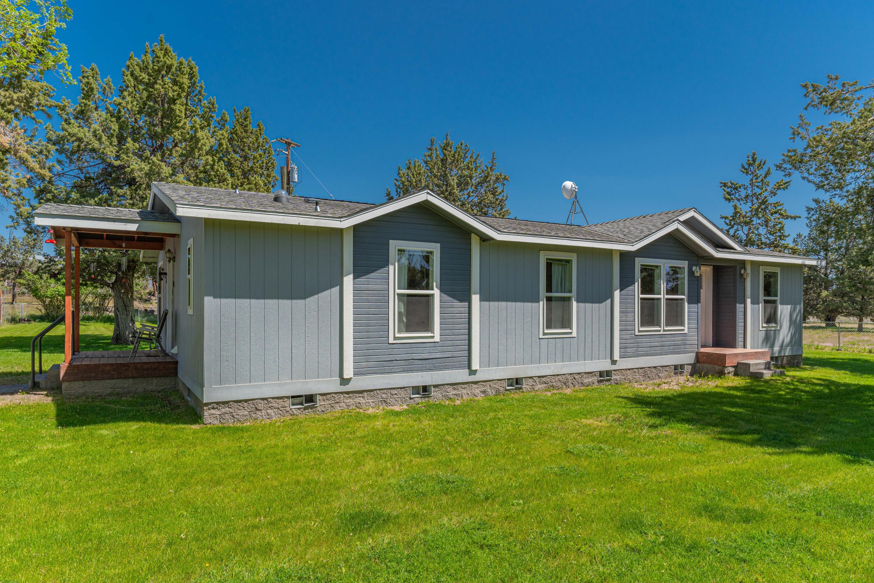 4348 NE 29th Street