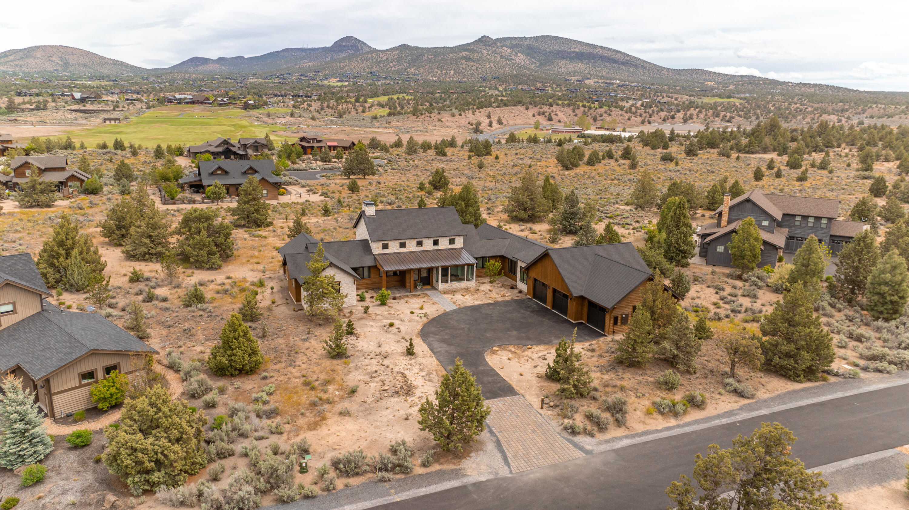 16557 SW Wildhorse Court