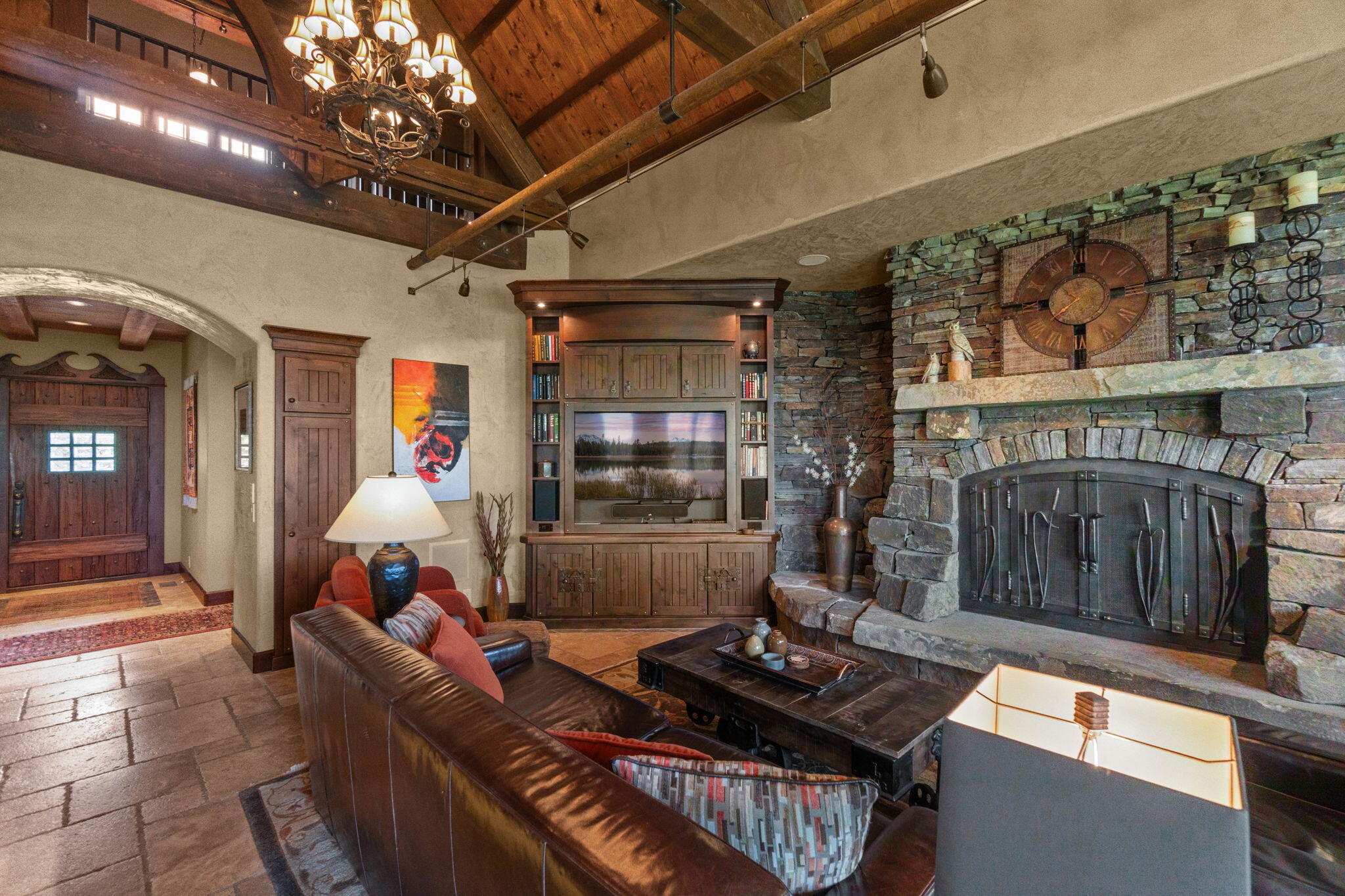 61279 Gorge View Street