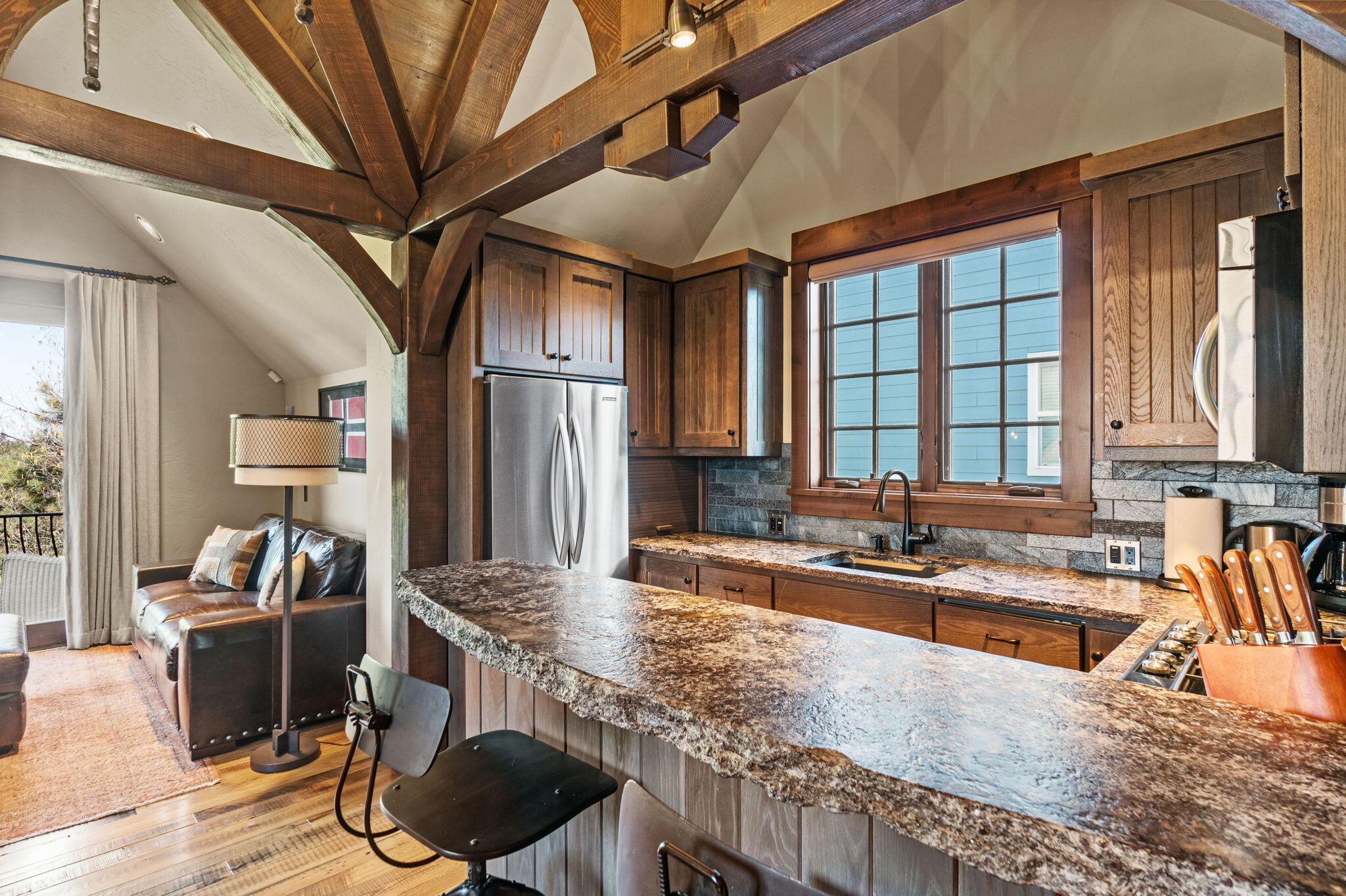 61279 Gorge View Street