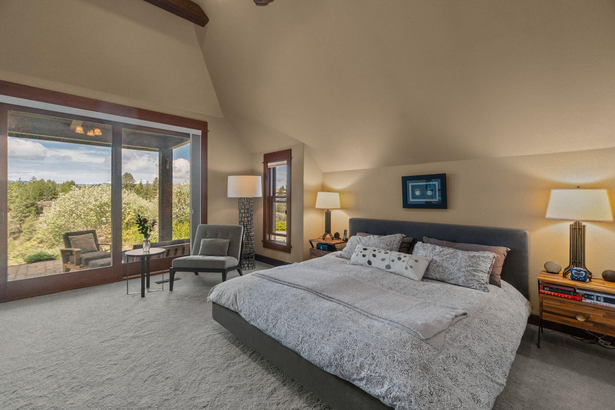 61279 Gorge View Street