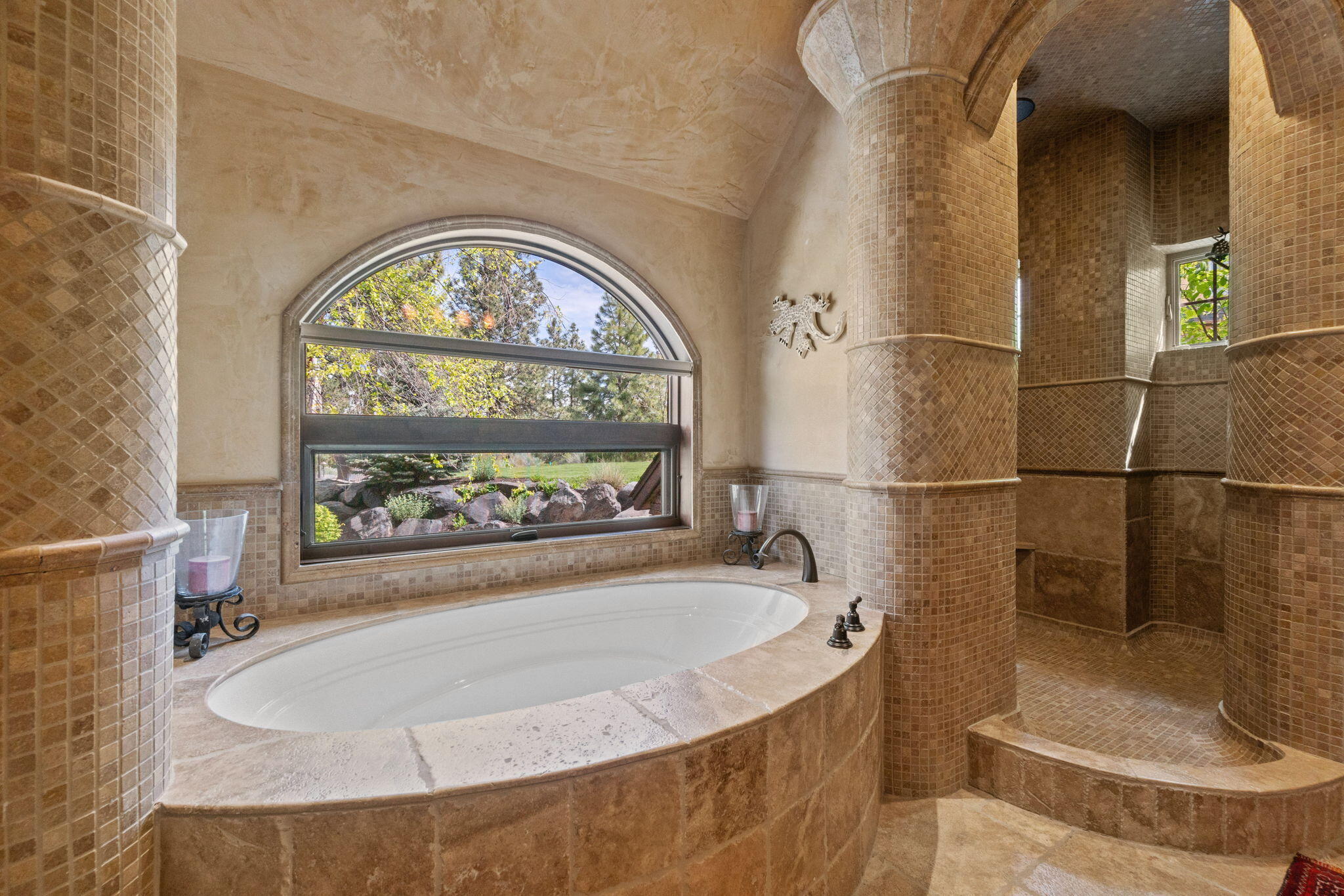 61279 Gorge View Street