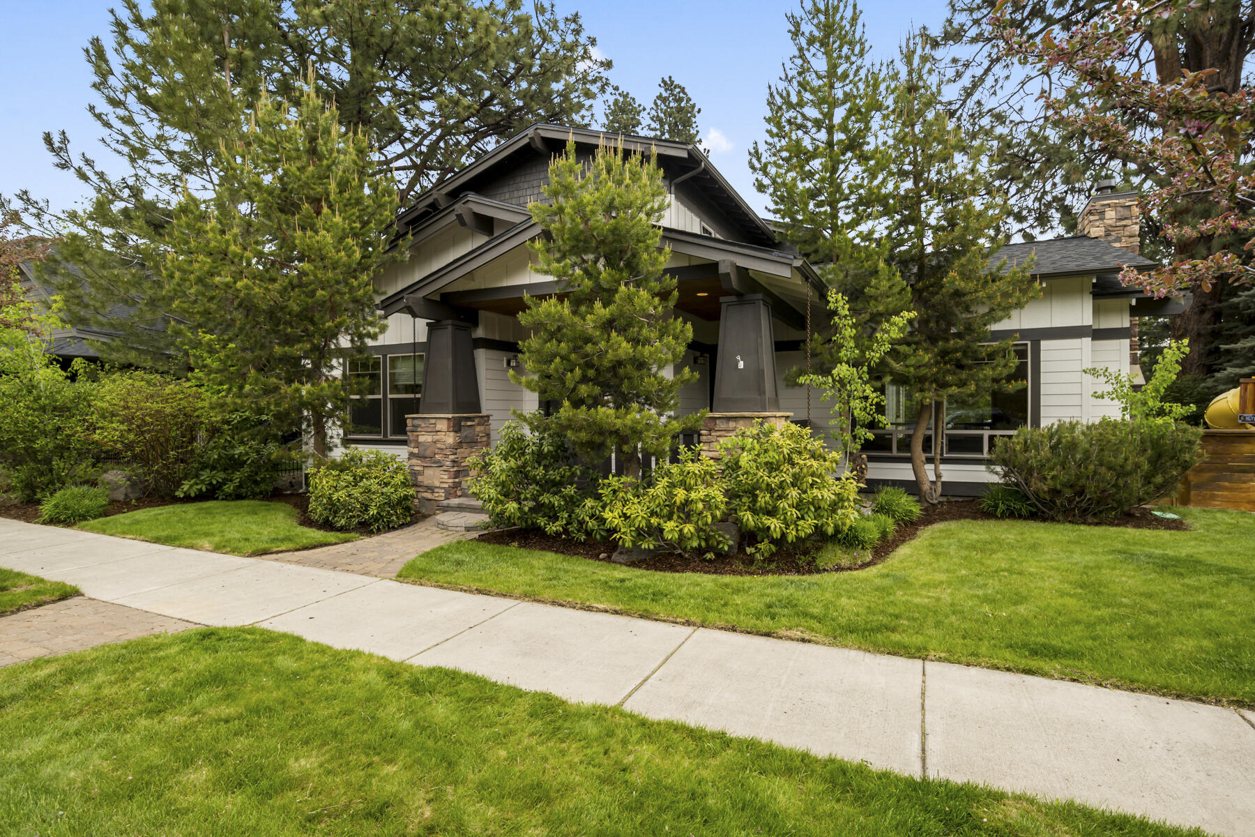 2378 NW Brickyard Street