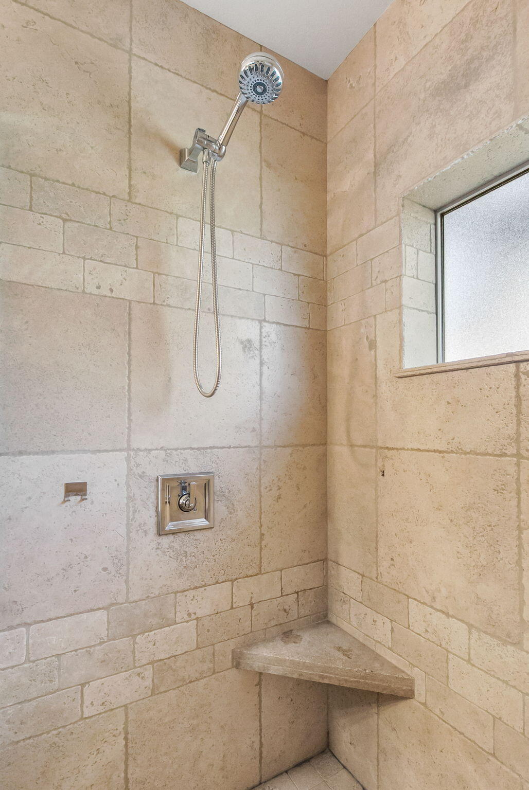 2378 NW Brickyard Street