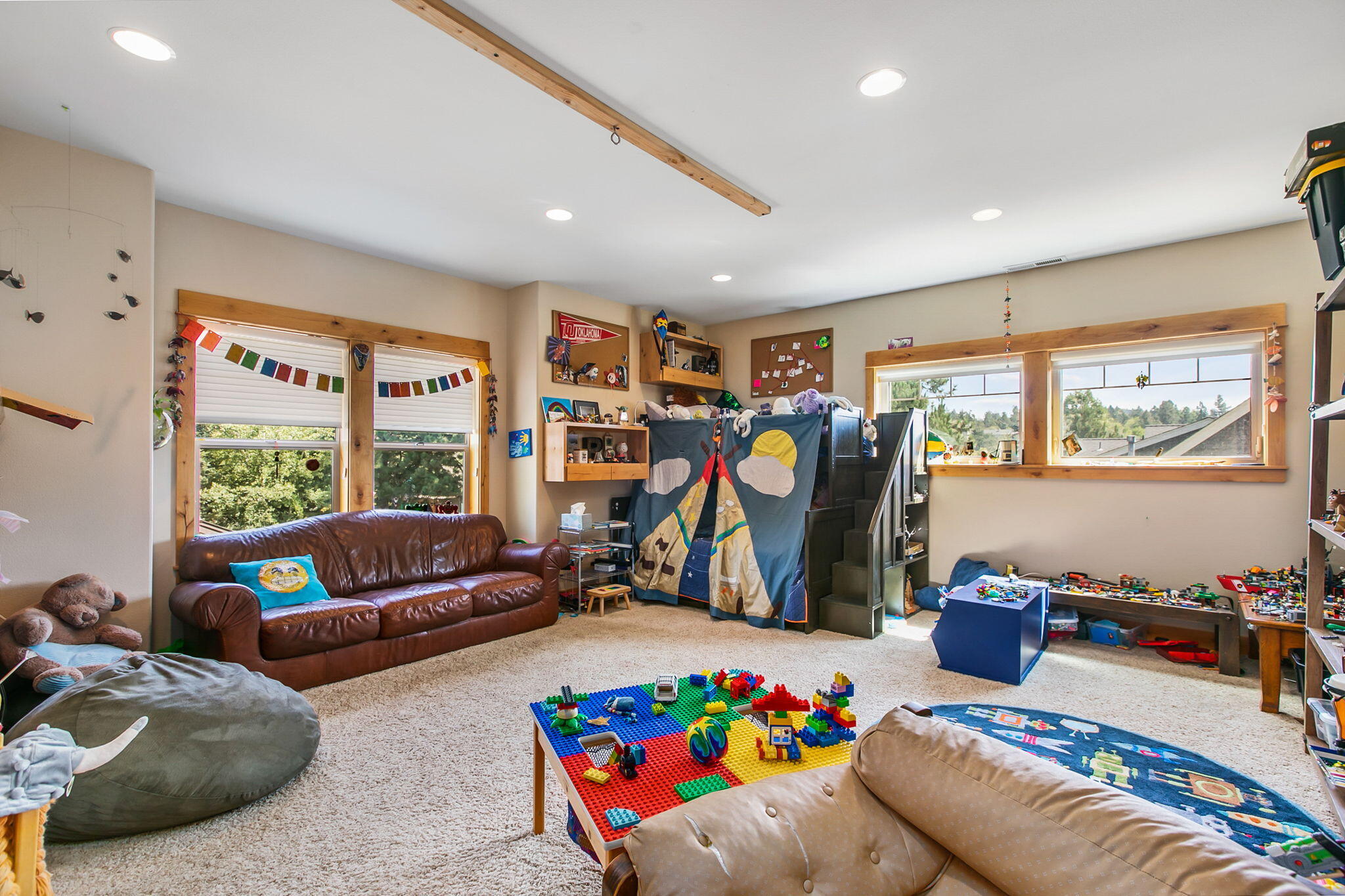 2378 NW Brickyard Street