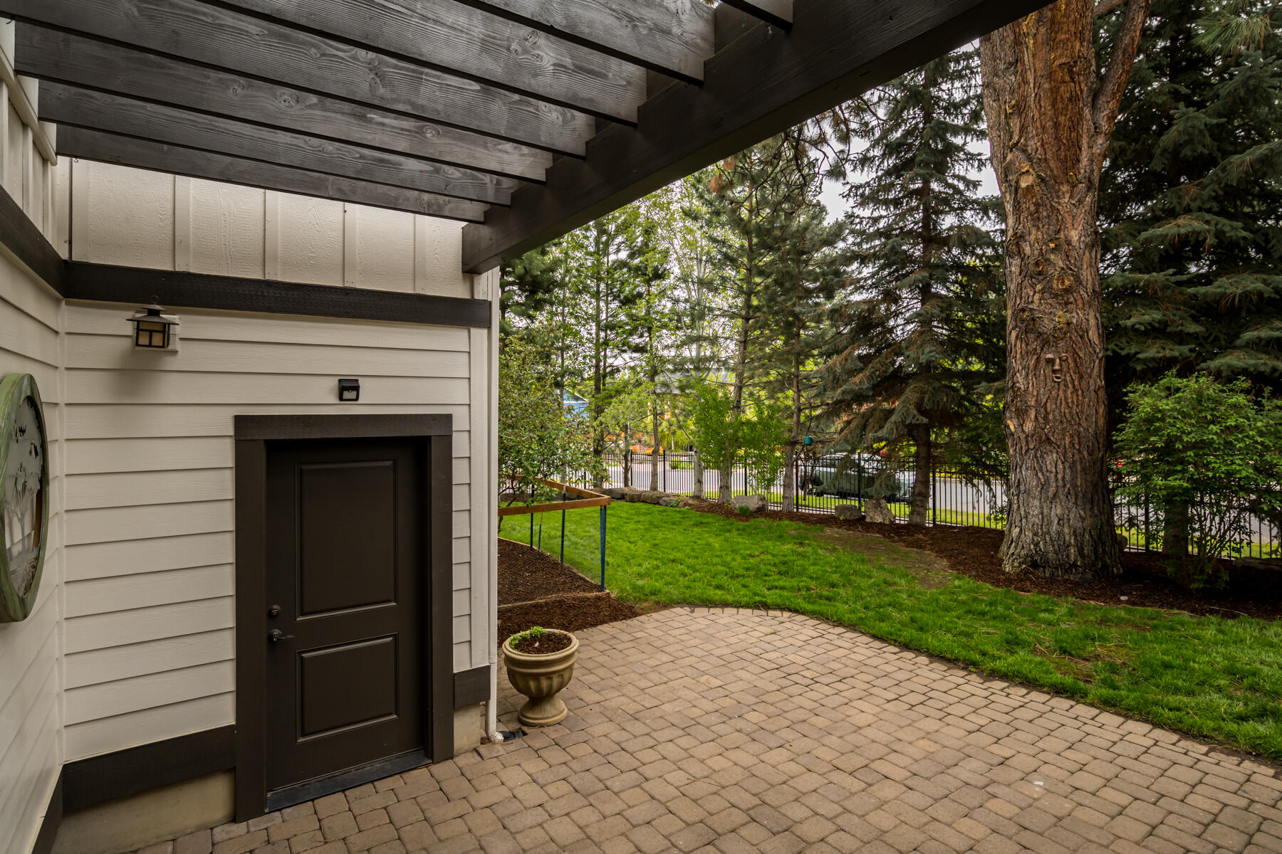 2378 NW Brickyard Street