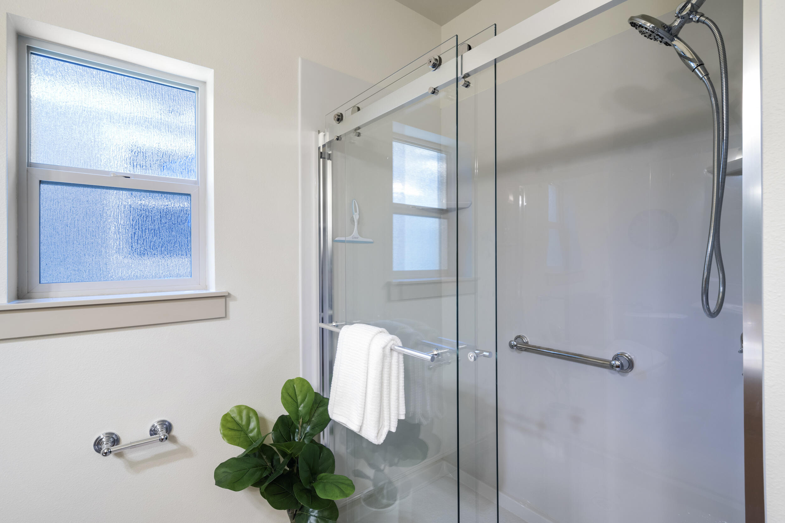 2311 NW High Lakes Loop