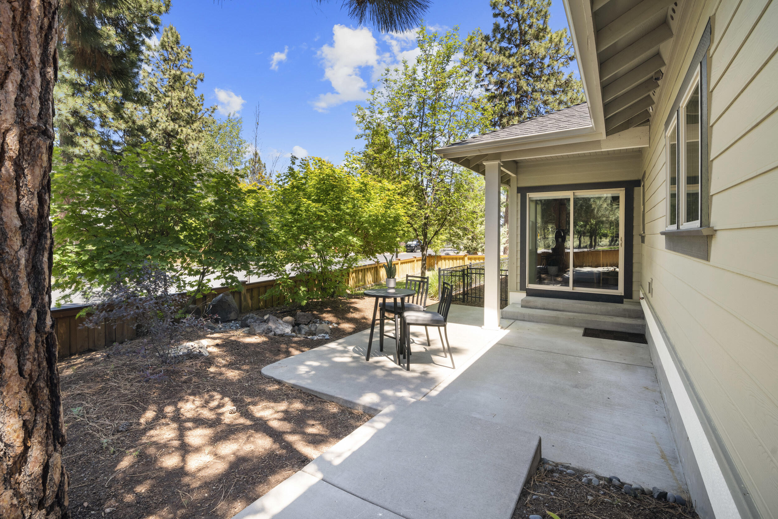 2311 NW High Lakes Loop