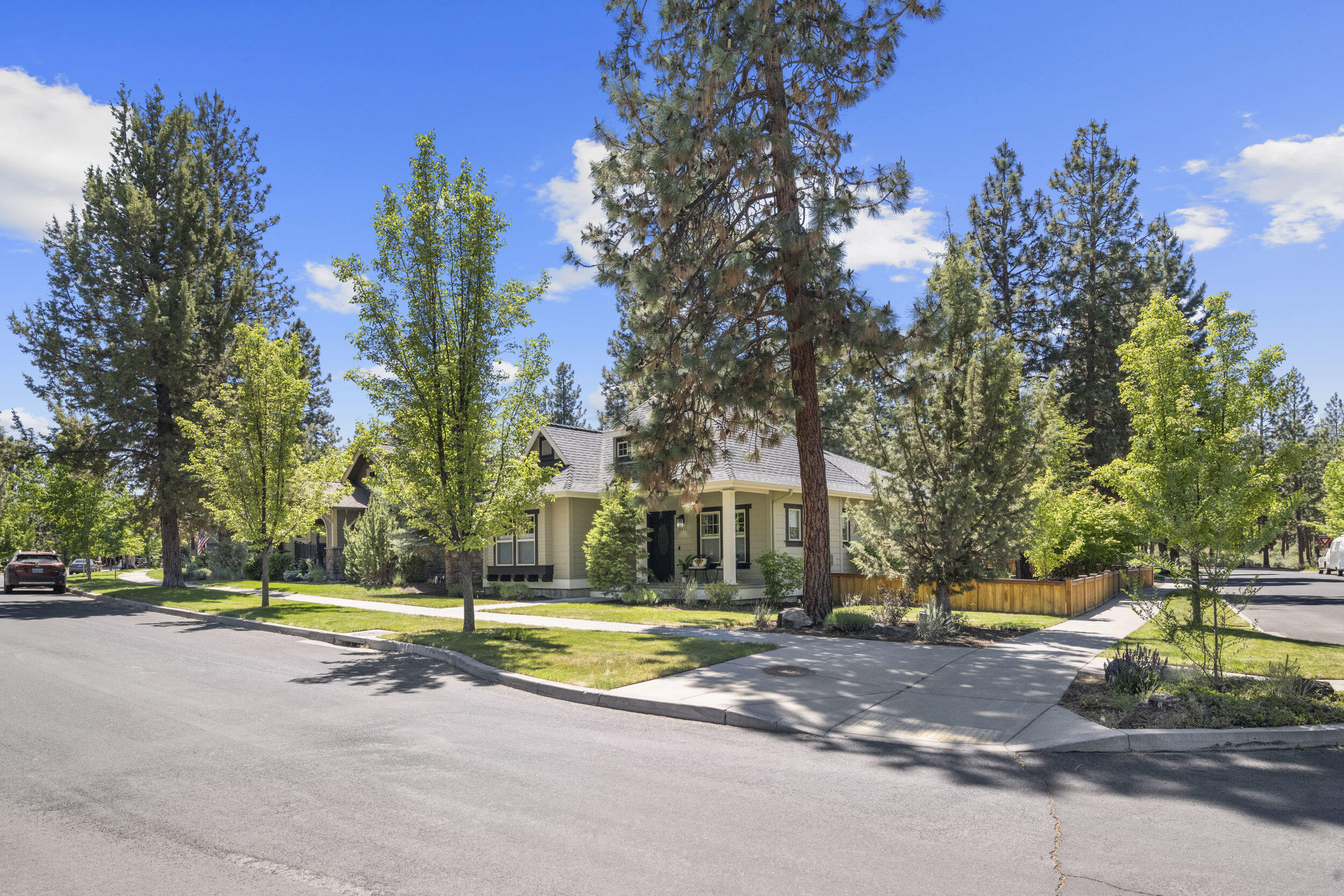 2311 NW High Lakes Loop