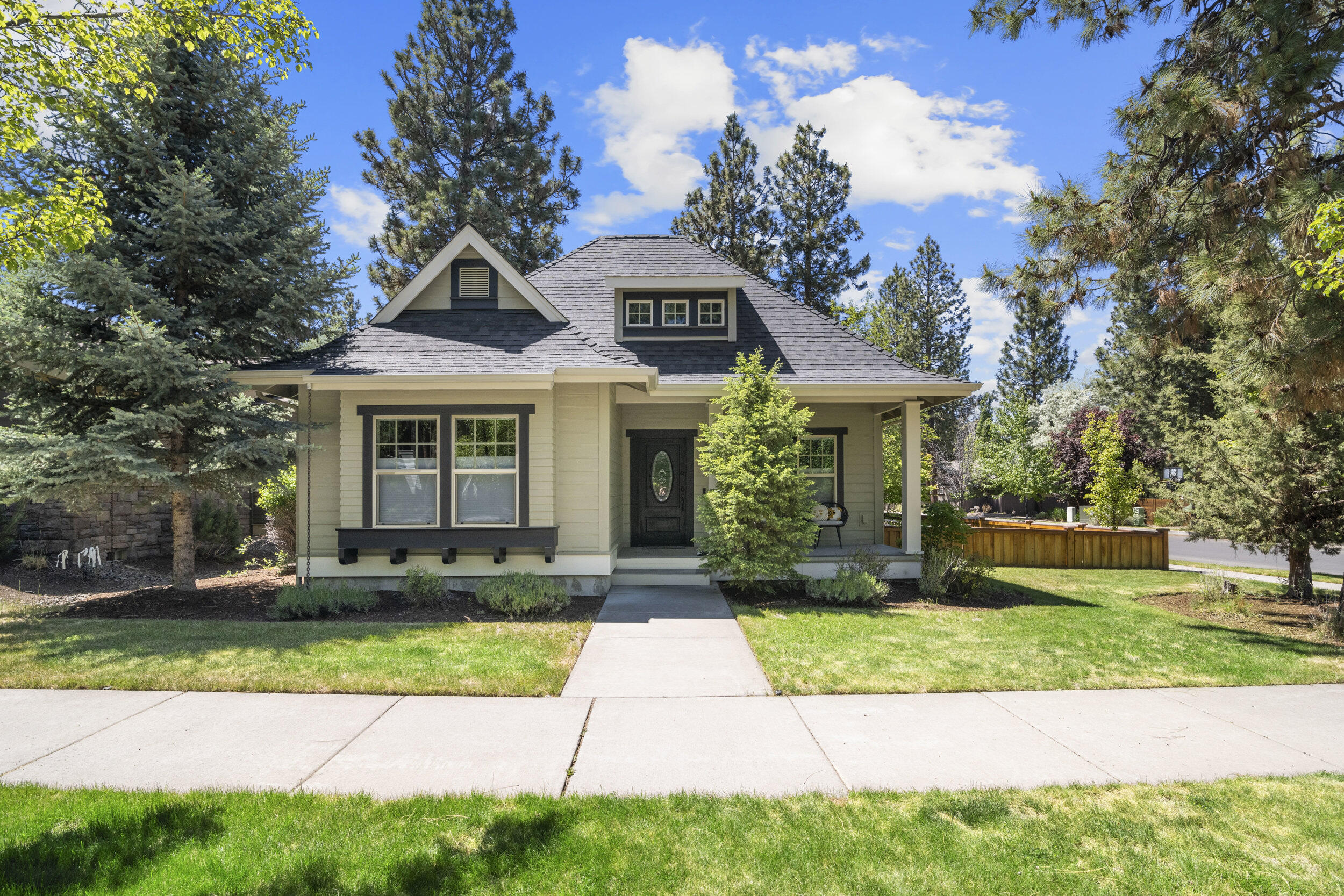 2311 NW High Lakes Loop