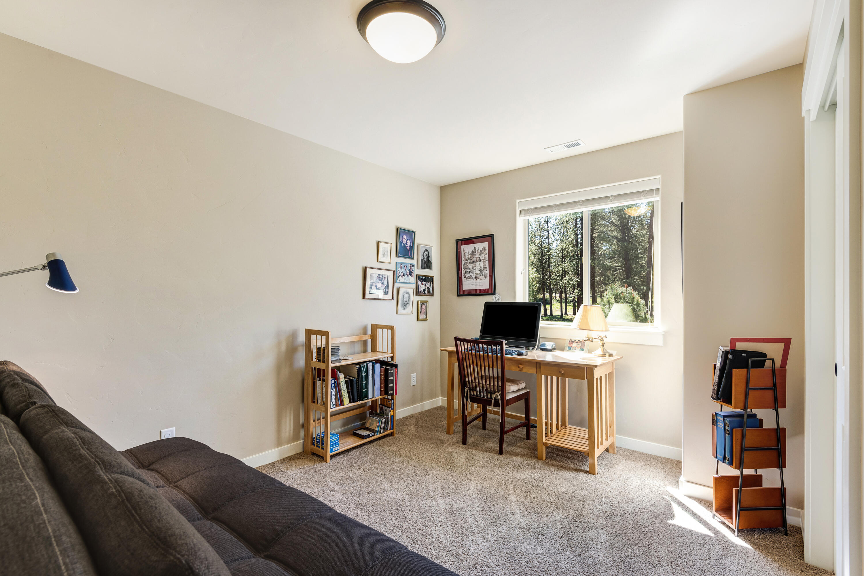 60443 Hedgewood Lane