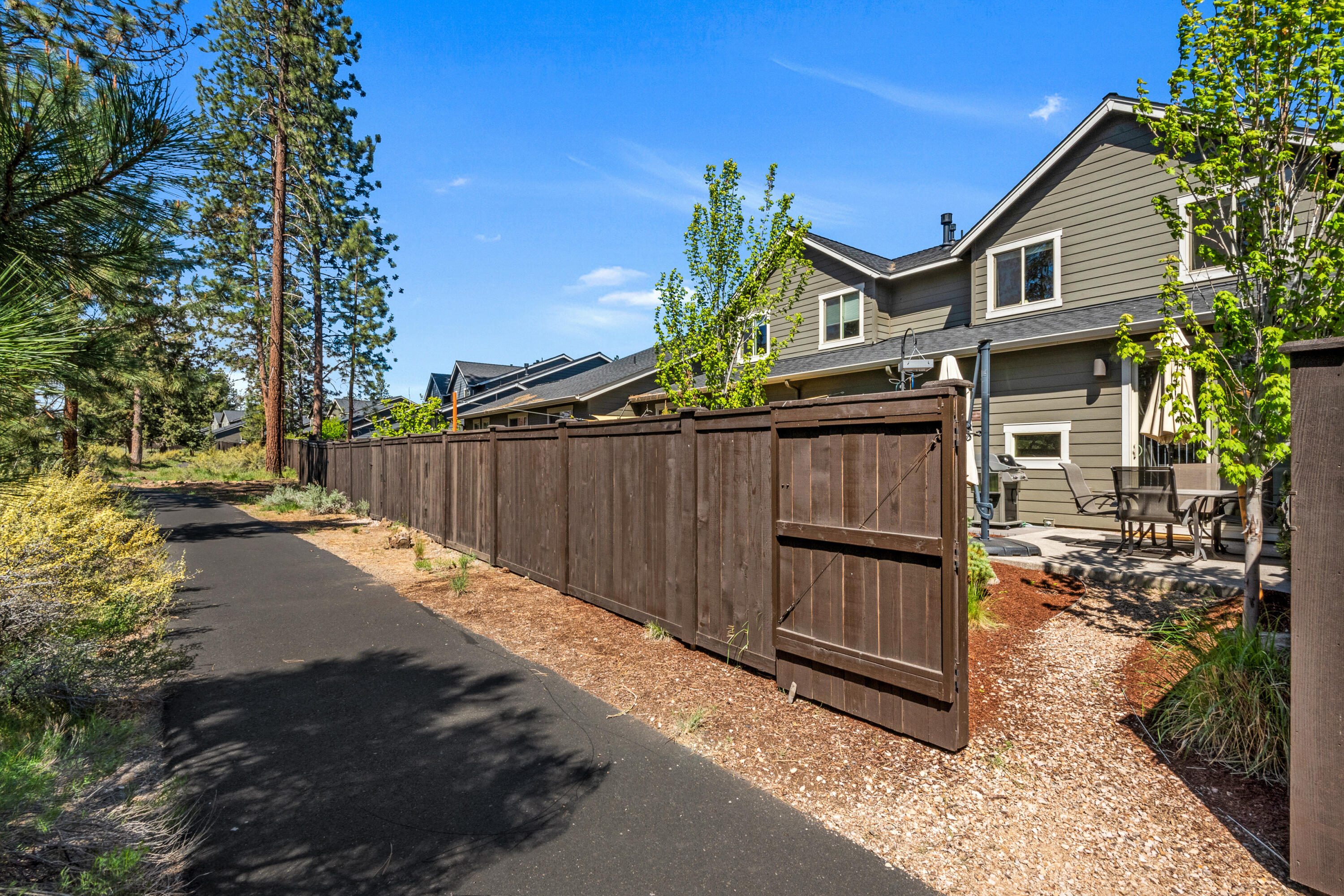 60443 Hedgewood Lane