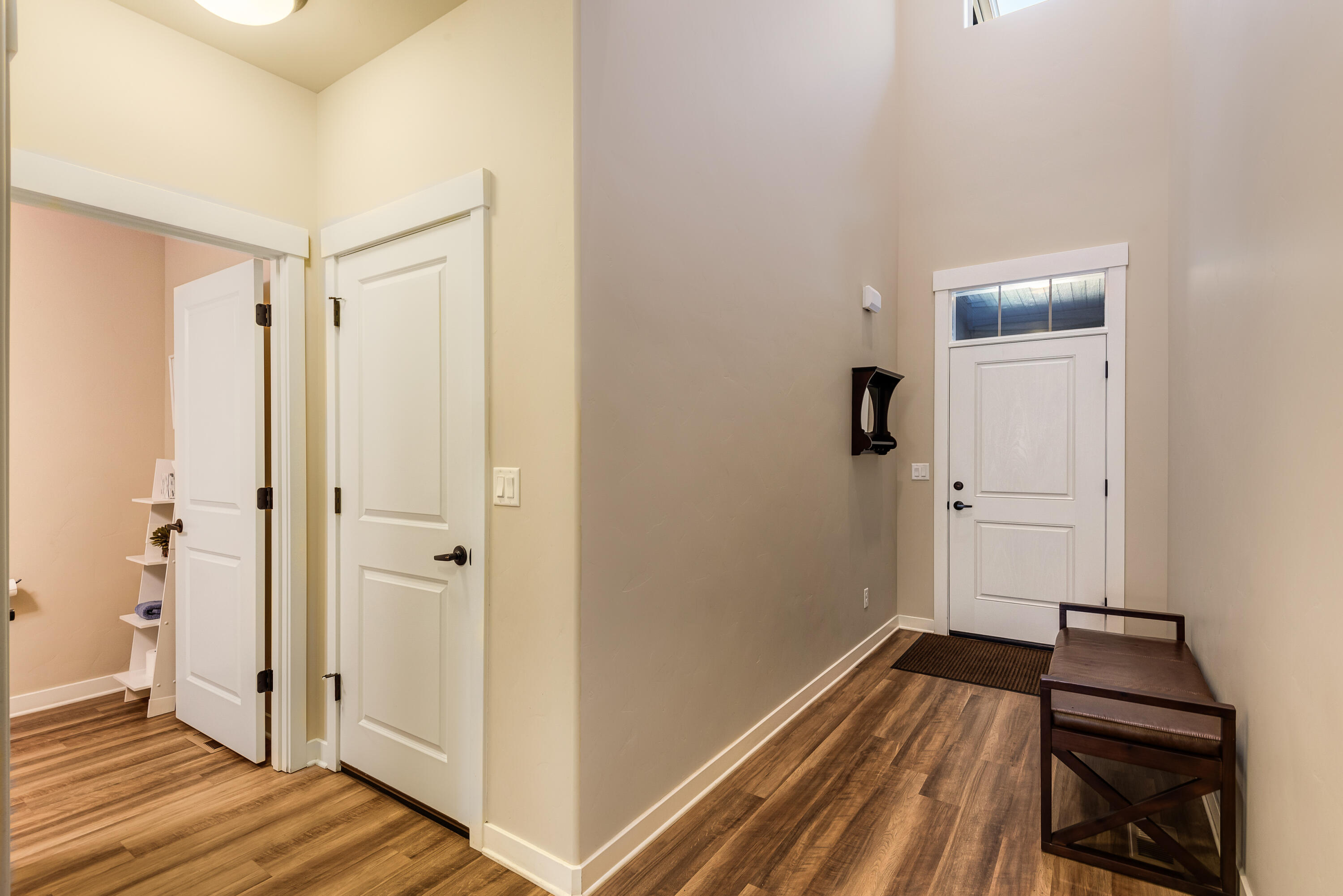 60443 Hedgewood Lane