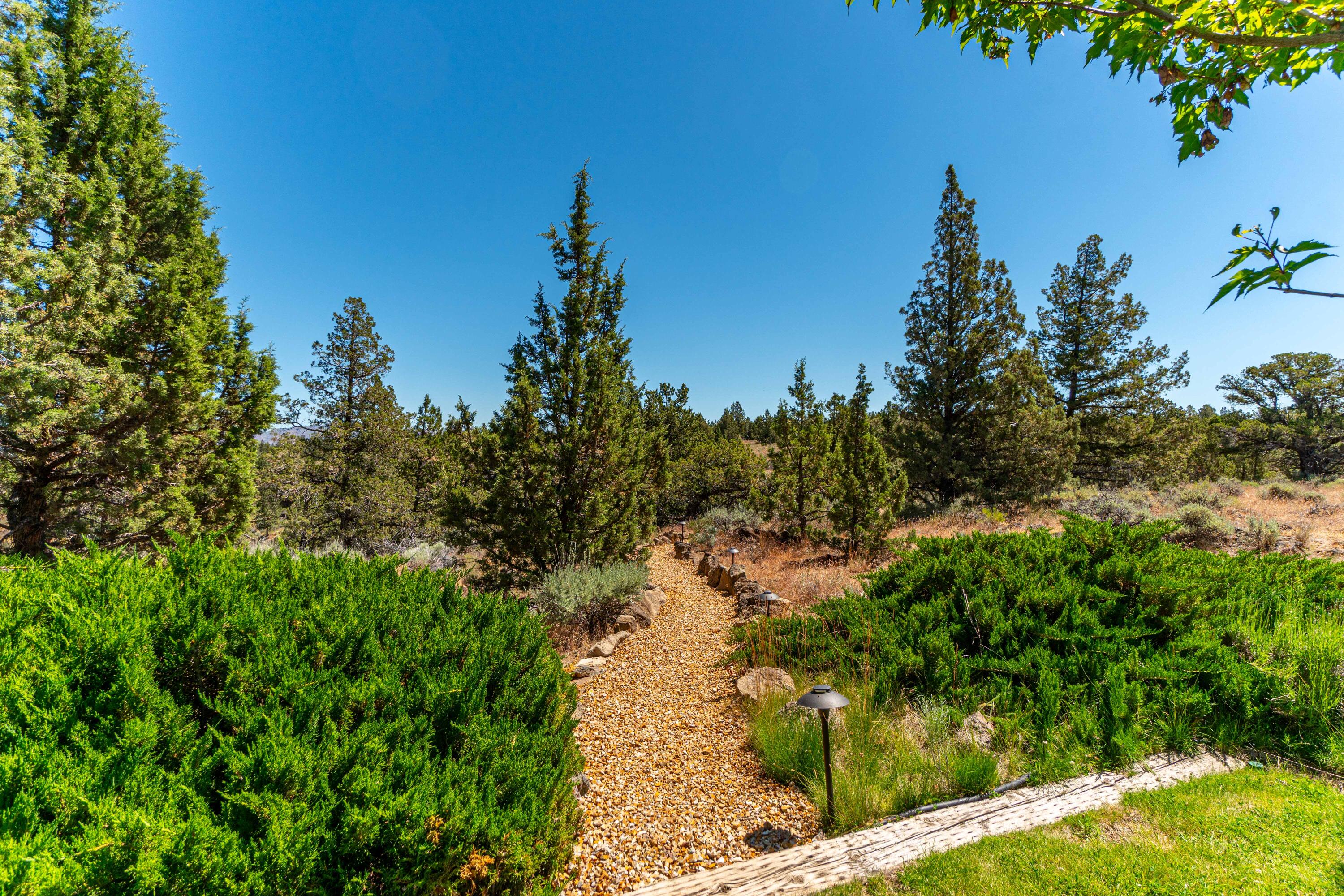 6625 NW Poplar Drive