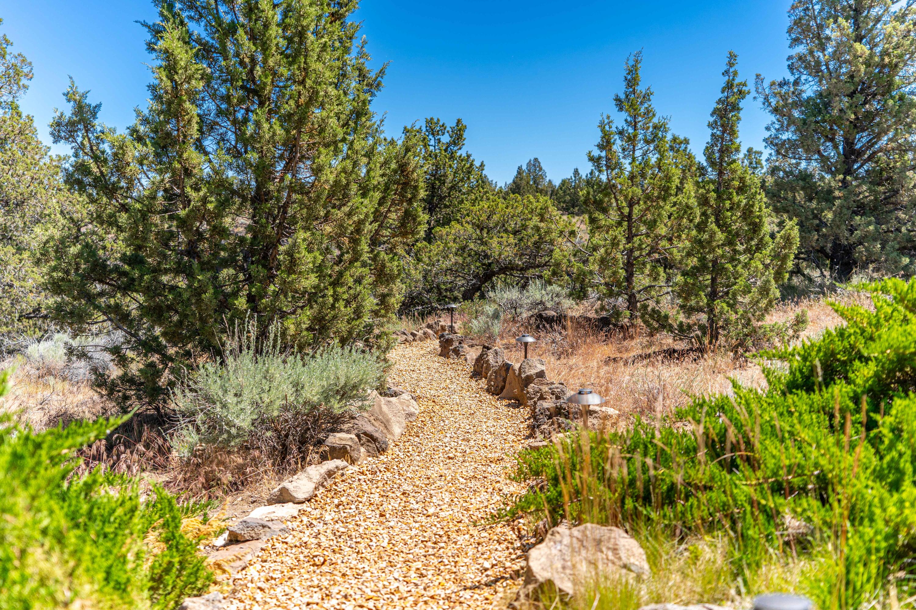 6625 NW Poplar Drive