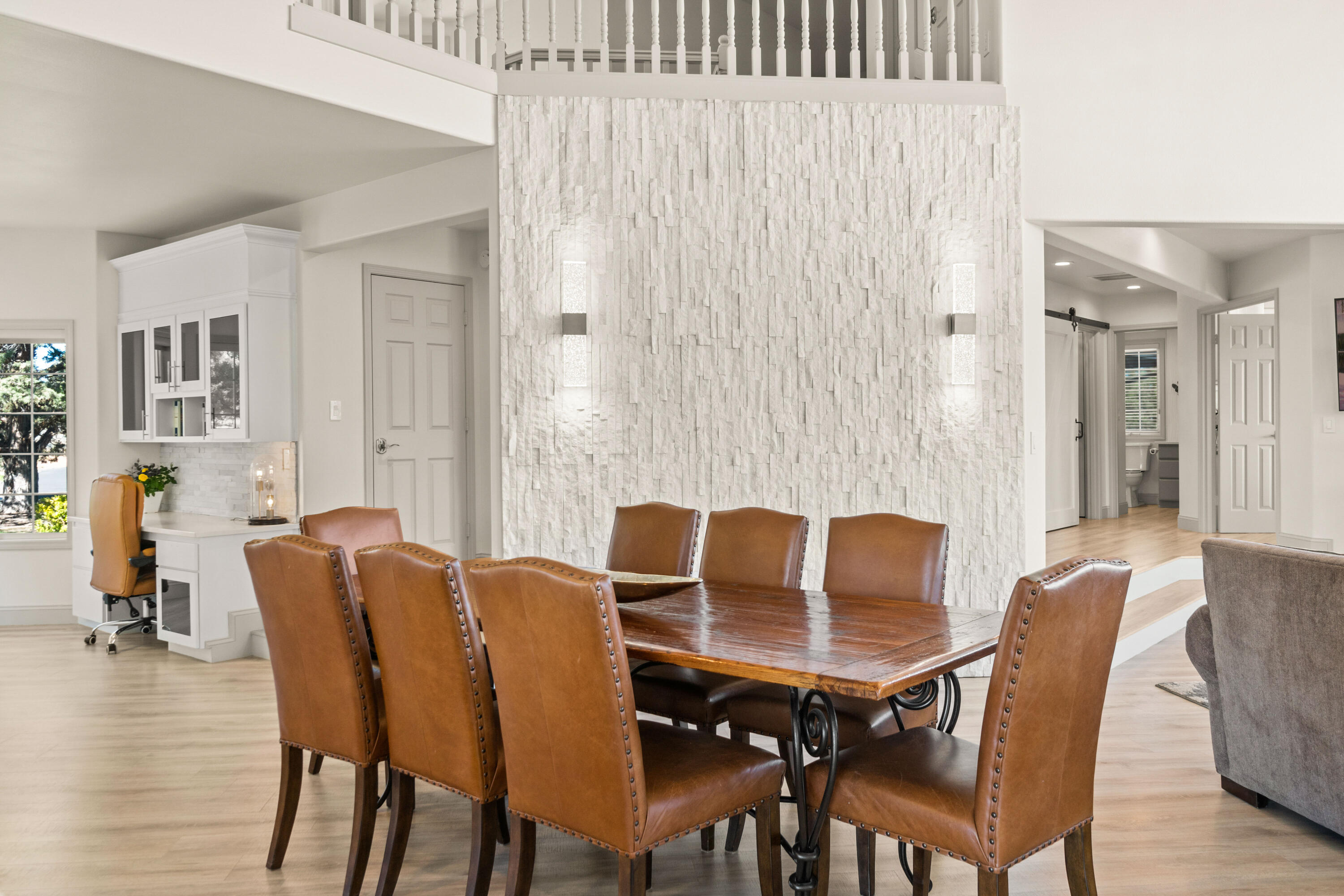 6625 NW Poplar Drive