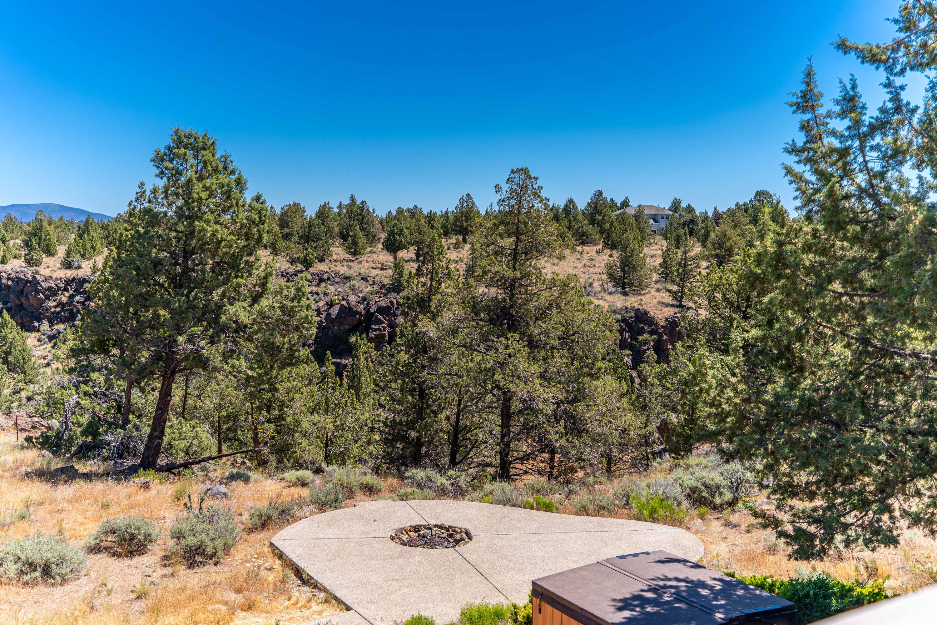 6625 NW Poplar Drive