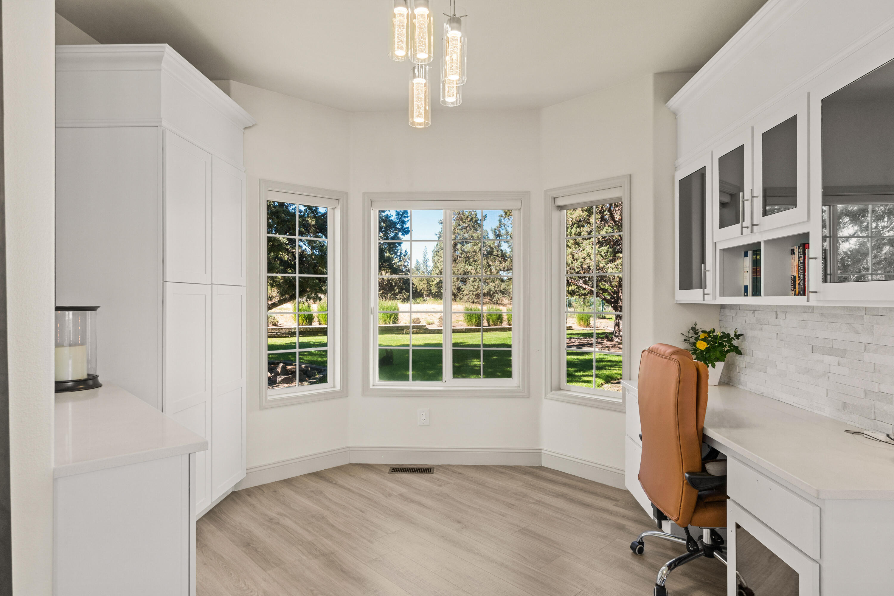 6625 NW Poplar Drive