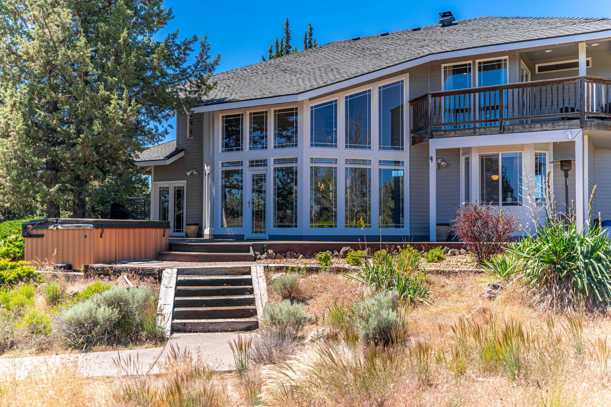 6625 NW Poplar Drive