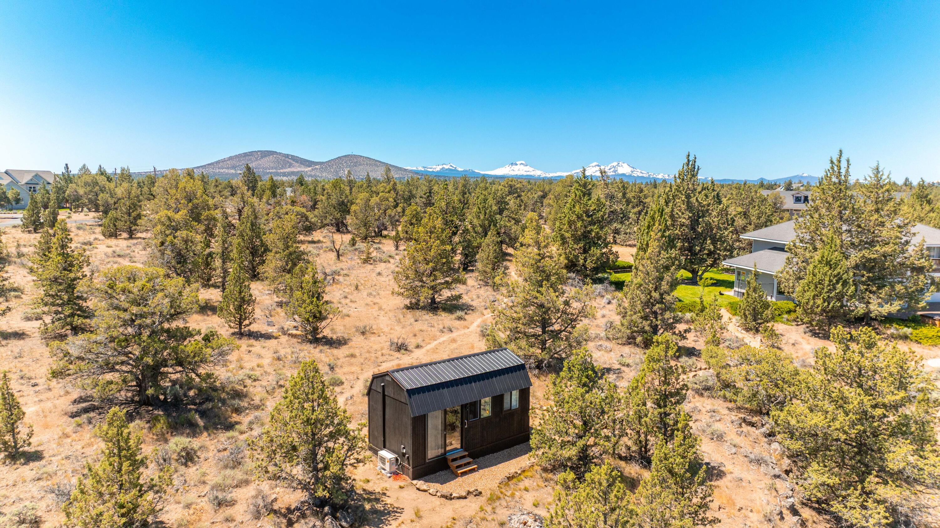 6625 NW Poplar Drive