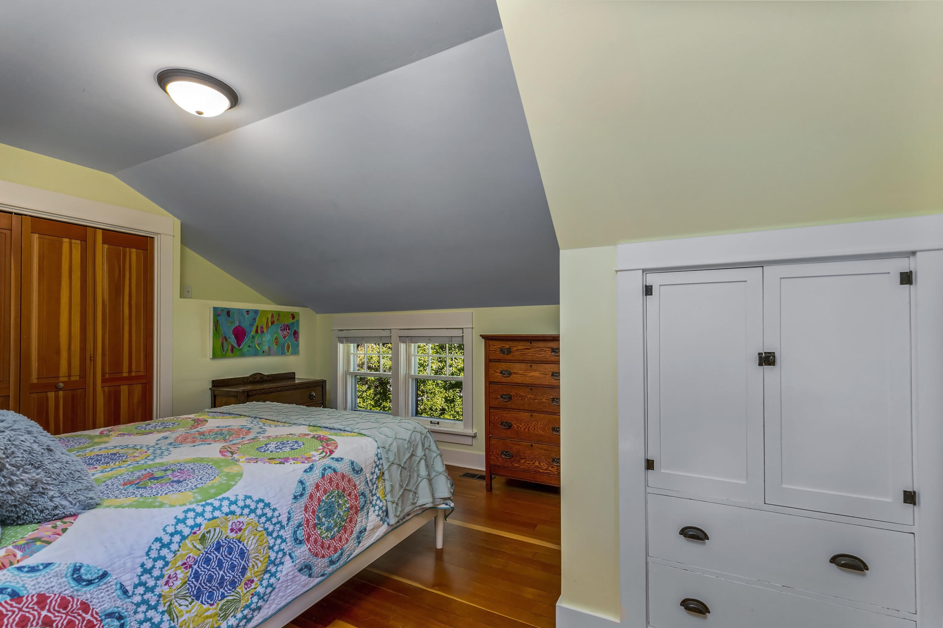 1374 NW Columbia Street