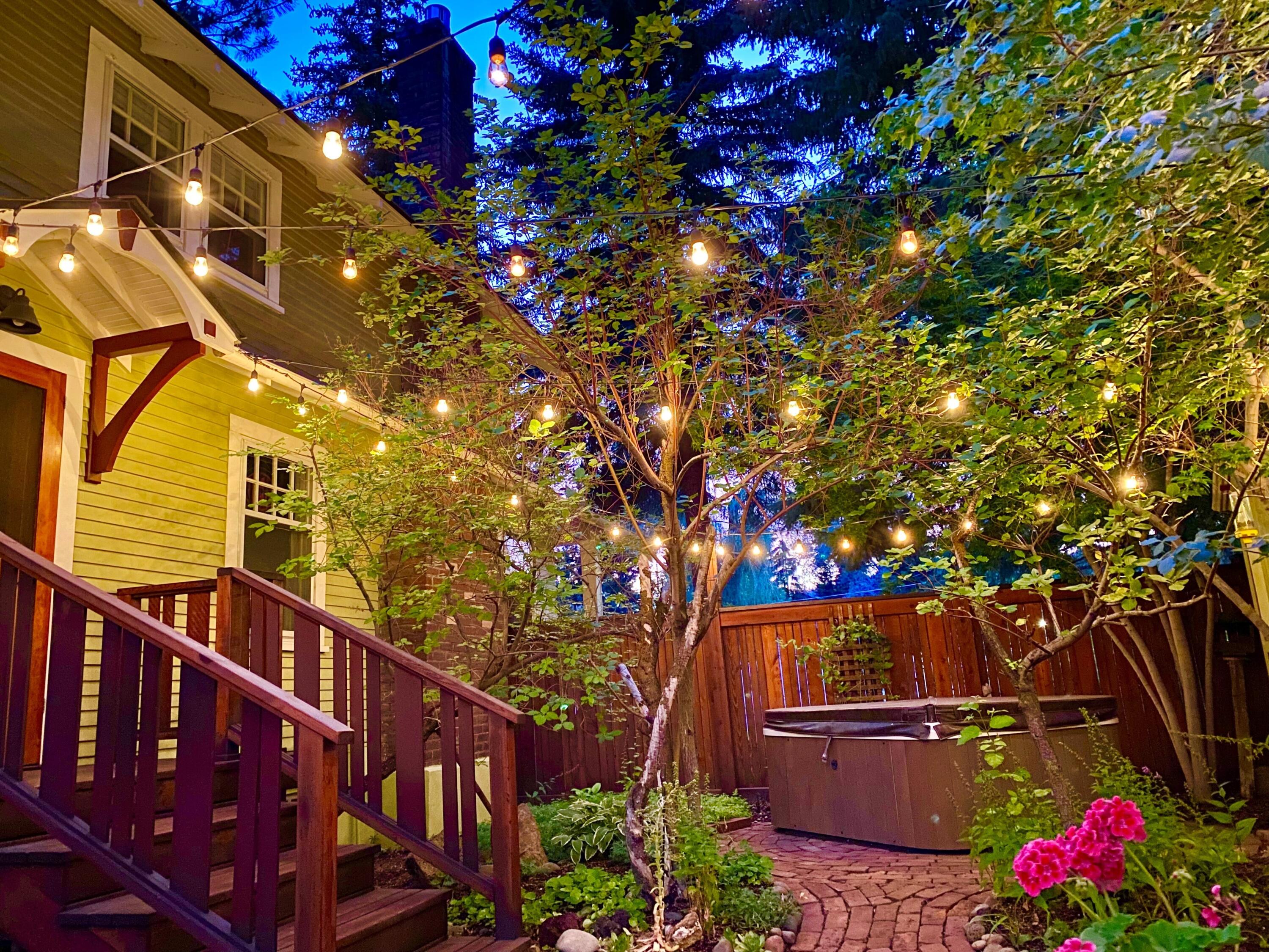 1374 NW Columbia Street