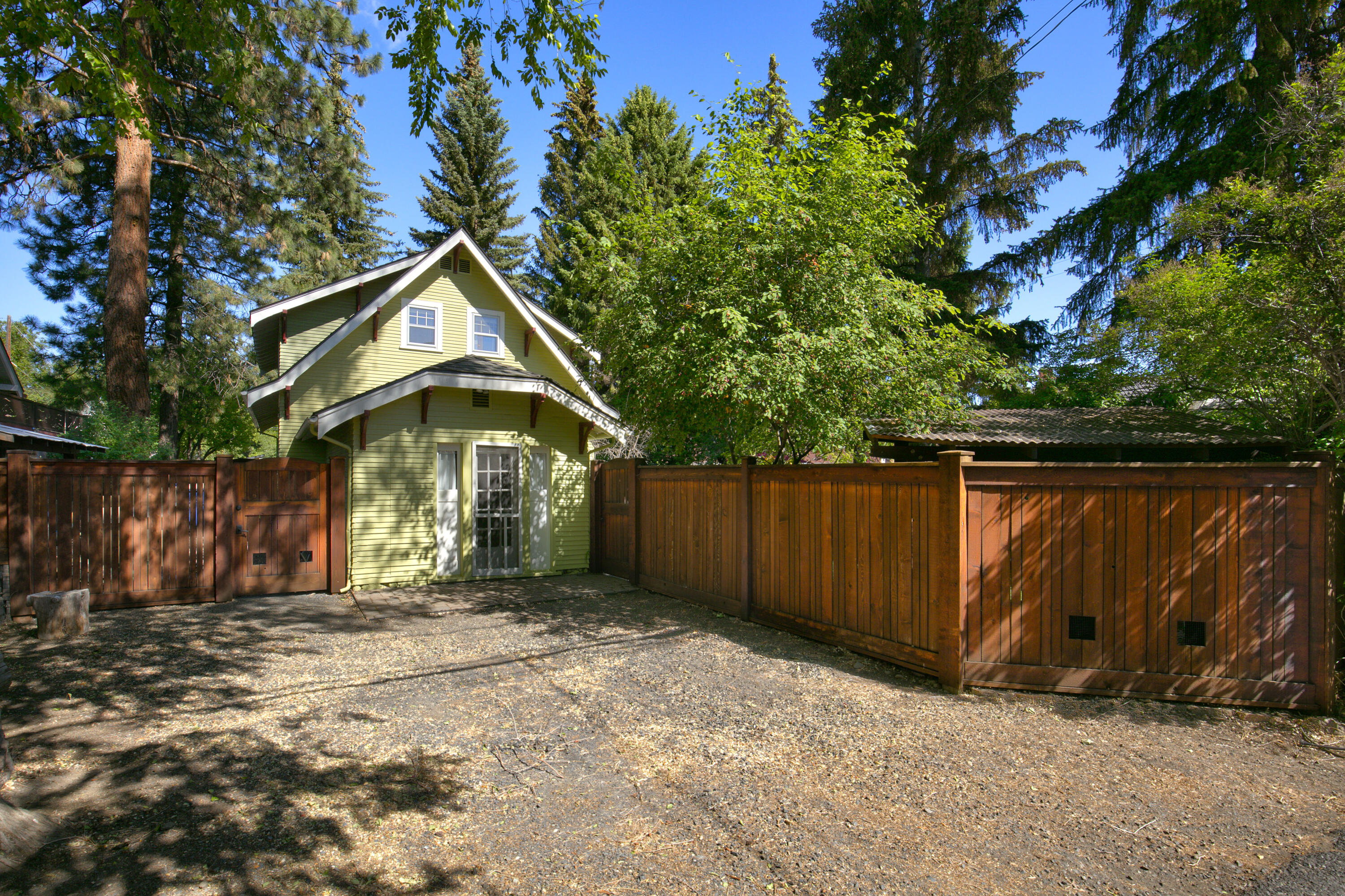 1374 NW Columbia Street